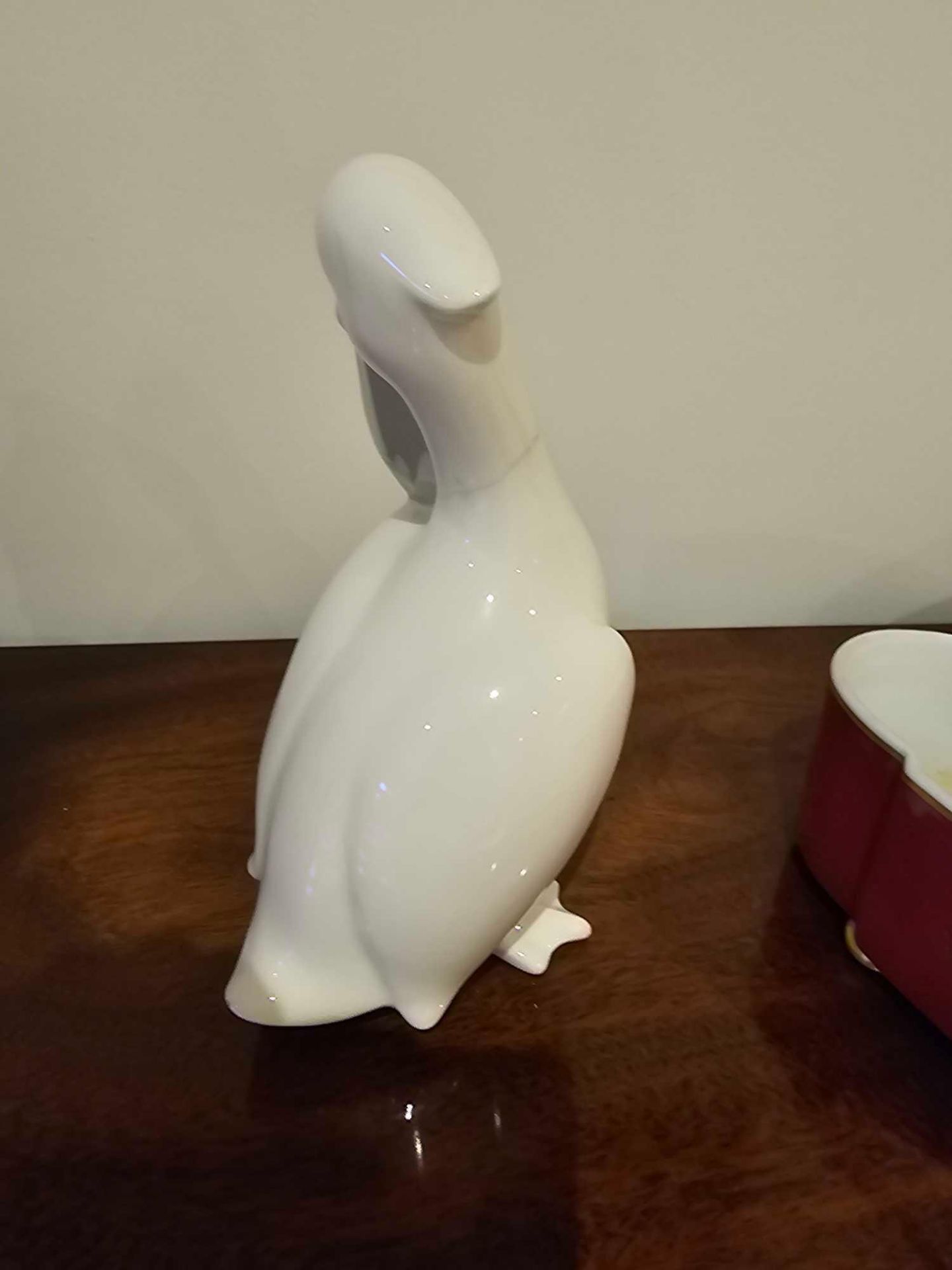 A Porcelain Figurine Pelican White Body With Toned Beak (A/F Repaired Crack) - Image 3 of 3