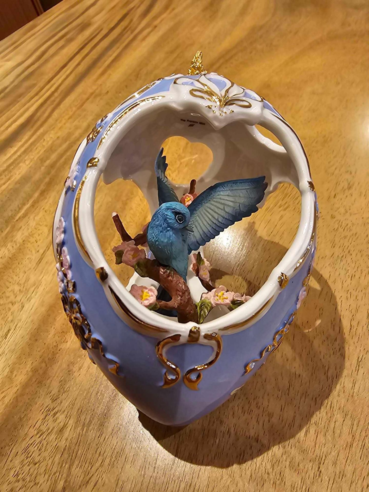 Franklin Mint, House Of Faberge - Faberge Egg - Birds Of The World Blue Egg With Bird - Porcelain,