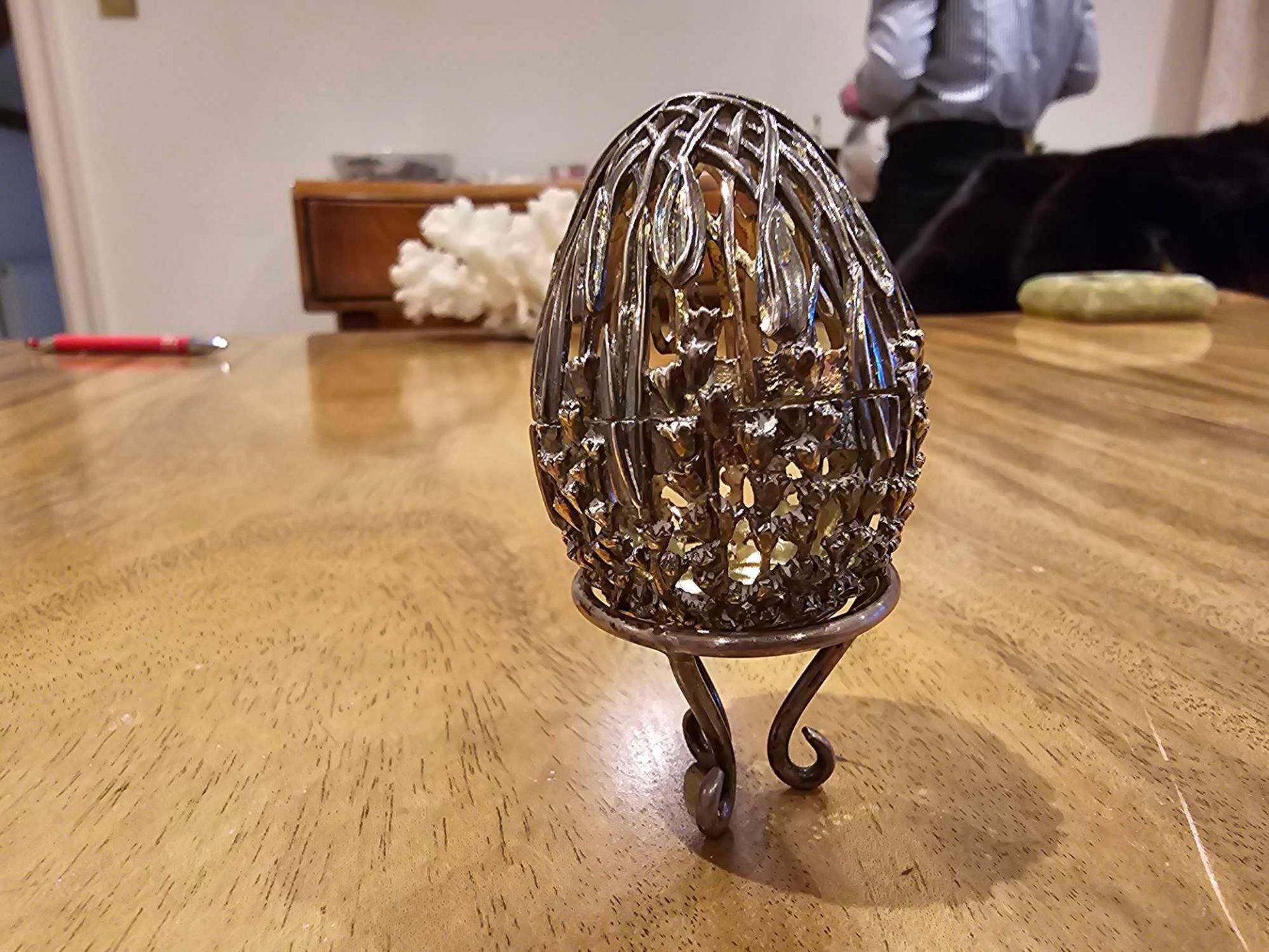 A Pierced Parcel Gilt Silver Novelty Easter Egg Attributed To Stuart Devlin, Hinged At The Waist