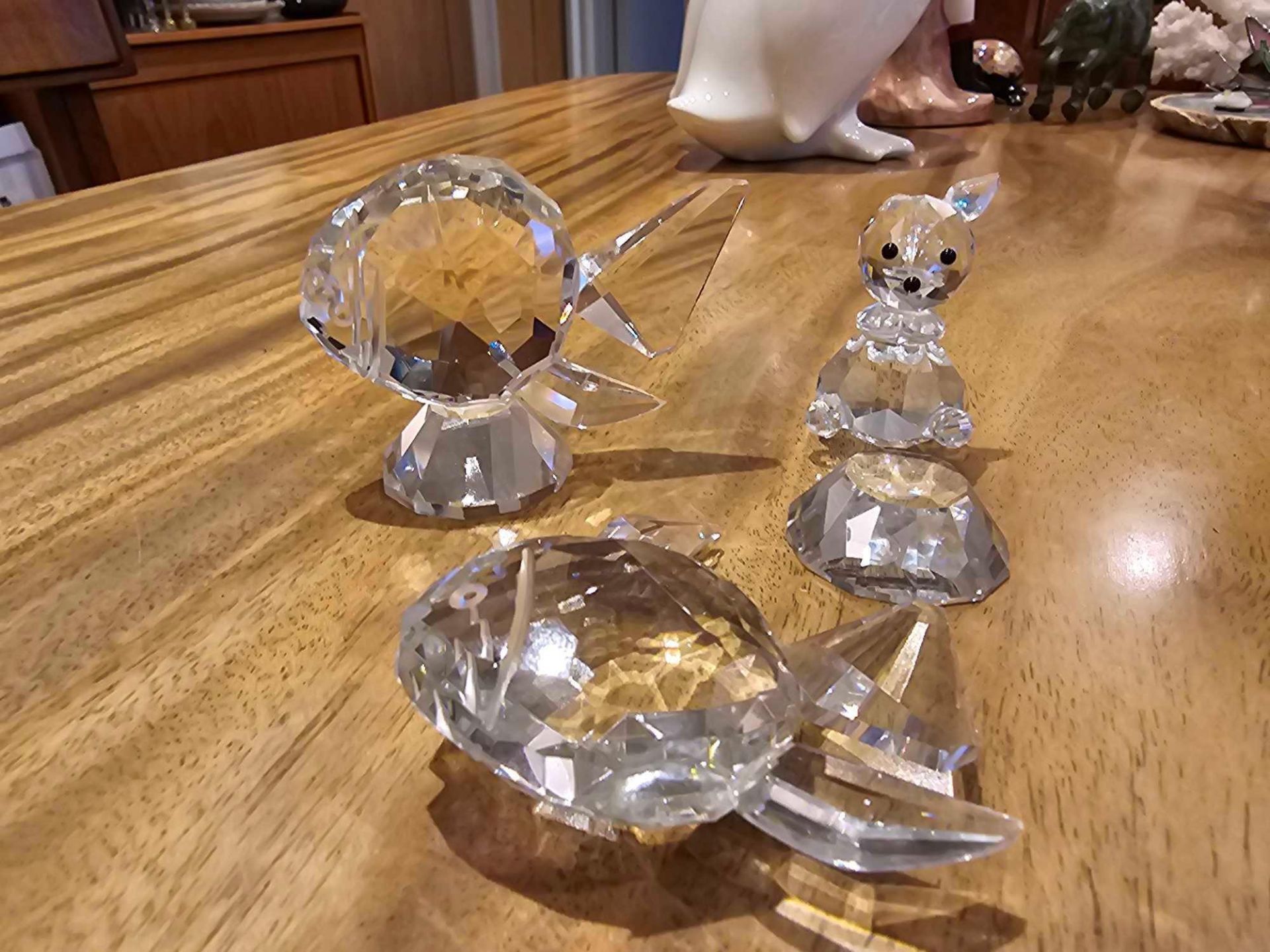 A Collection Of 3 X Swarovski Miniature Crystal Objets ( All With Faults) - Image 2 of 3