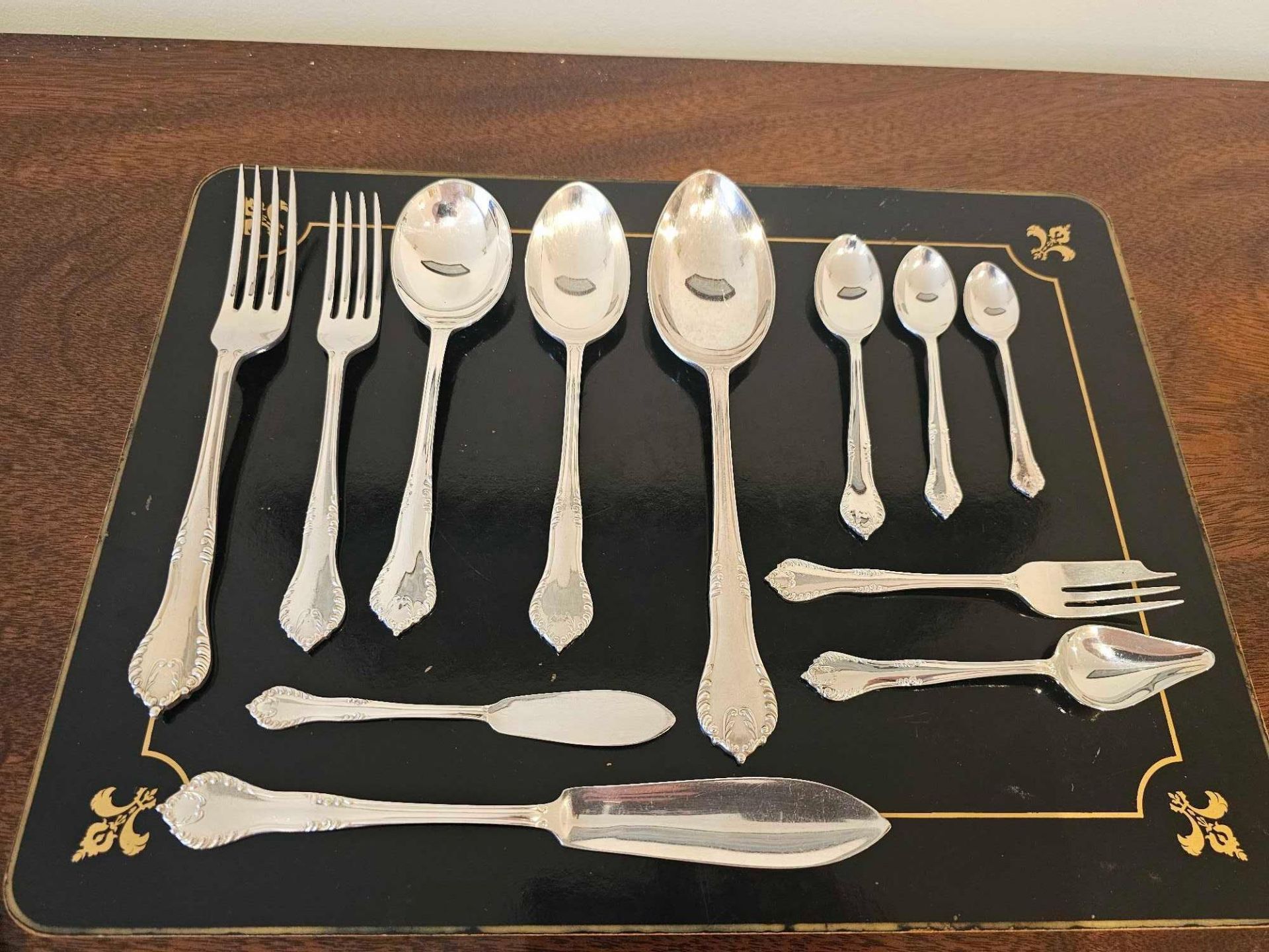 Silverplate Flatware By James Dixon For Harrods 117 Pieces Comprising Of 16 X Dinner Forks, 22 X - Image 2 of 3