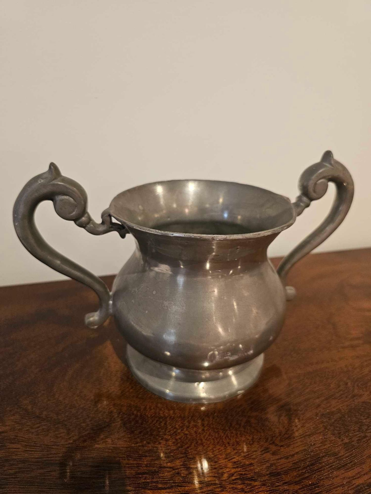 Arts And Craft Movement El Rei Portugal 95% Etain Pewter Twin Handled Pot 19cm Tall - Image 2 of 4