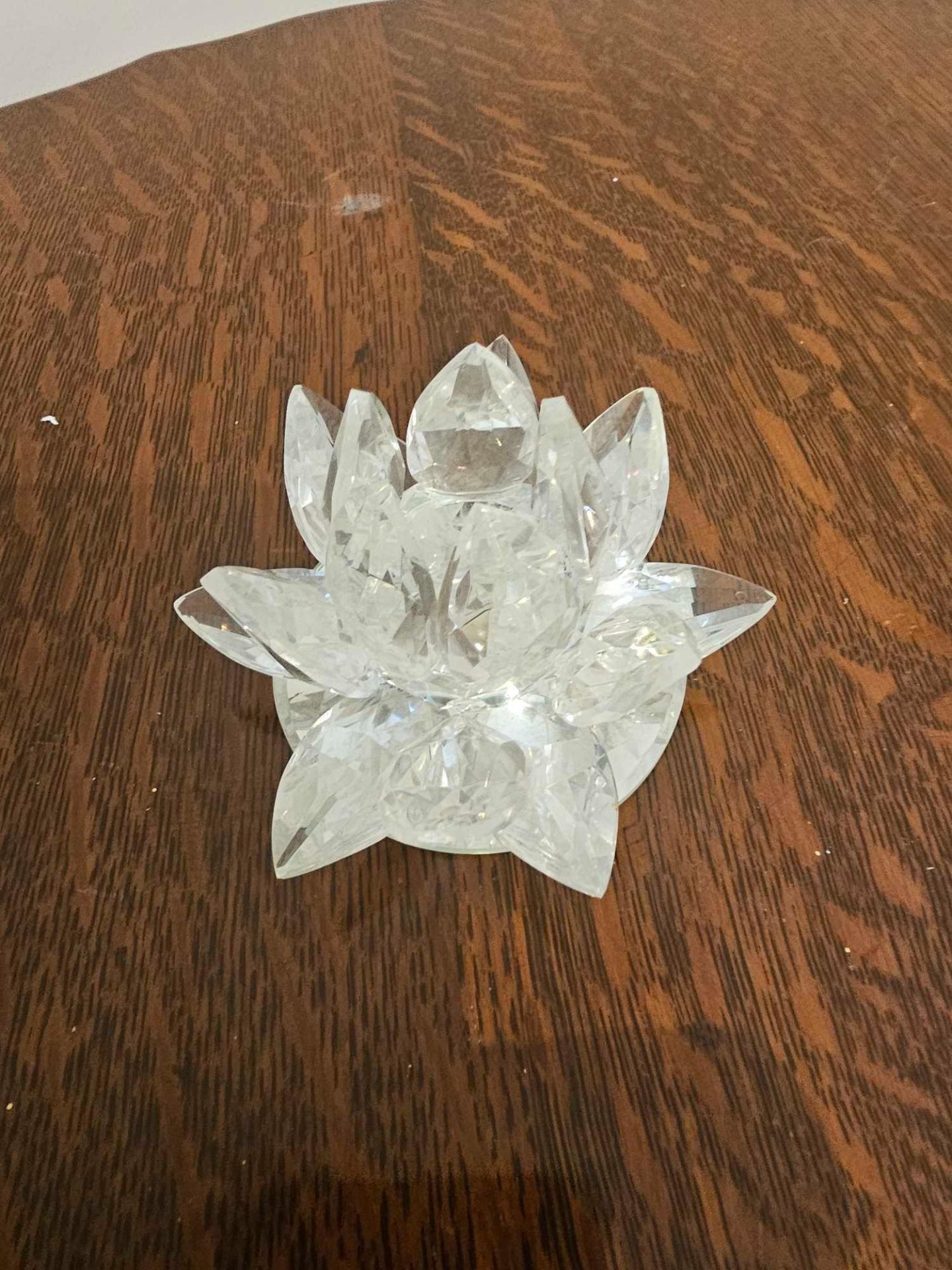 A Swarovski Crystal Rose And A Swarovski Crystal Water Lily (A/F) - Image 2 of 5
