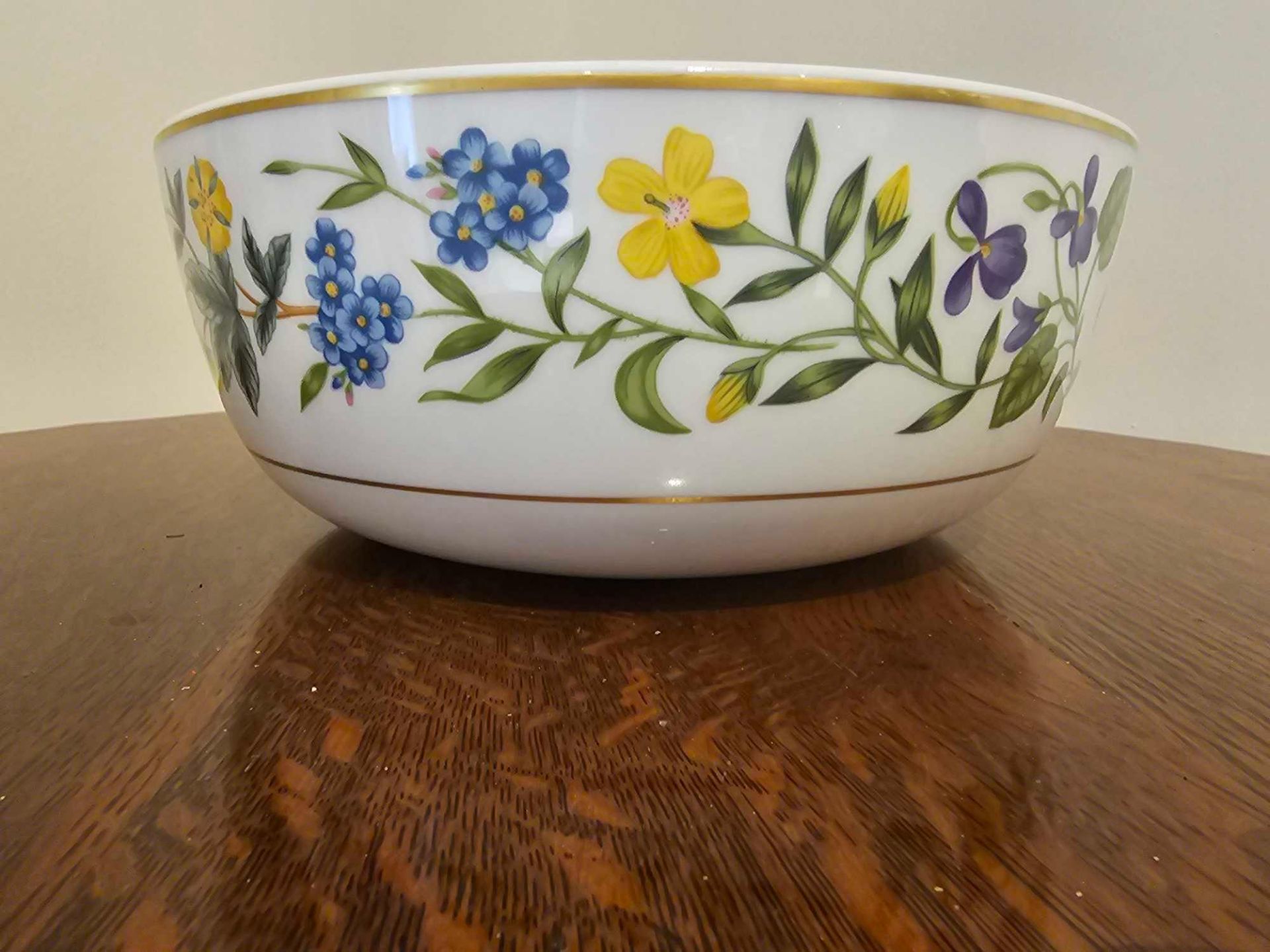 Royal Worcester Arcadia Porcelain Bowl 26 X 10cm - Image 3 of 5