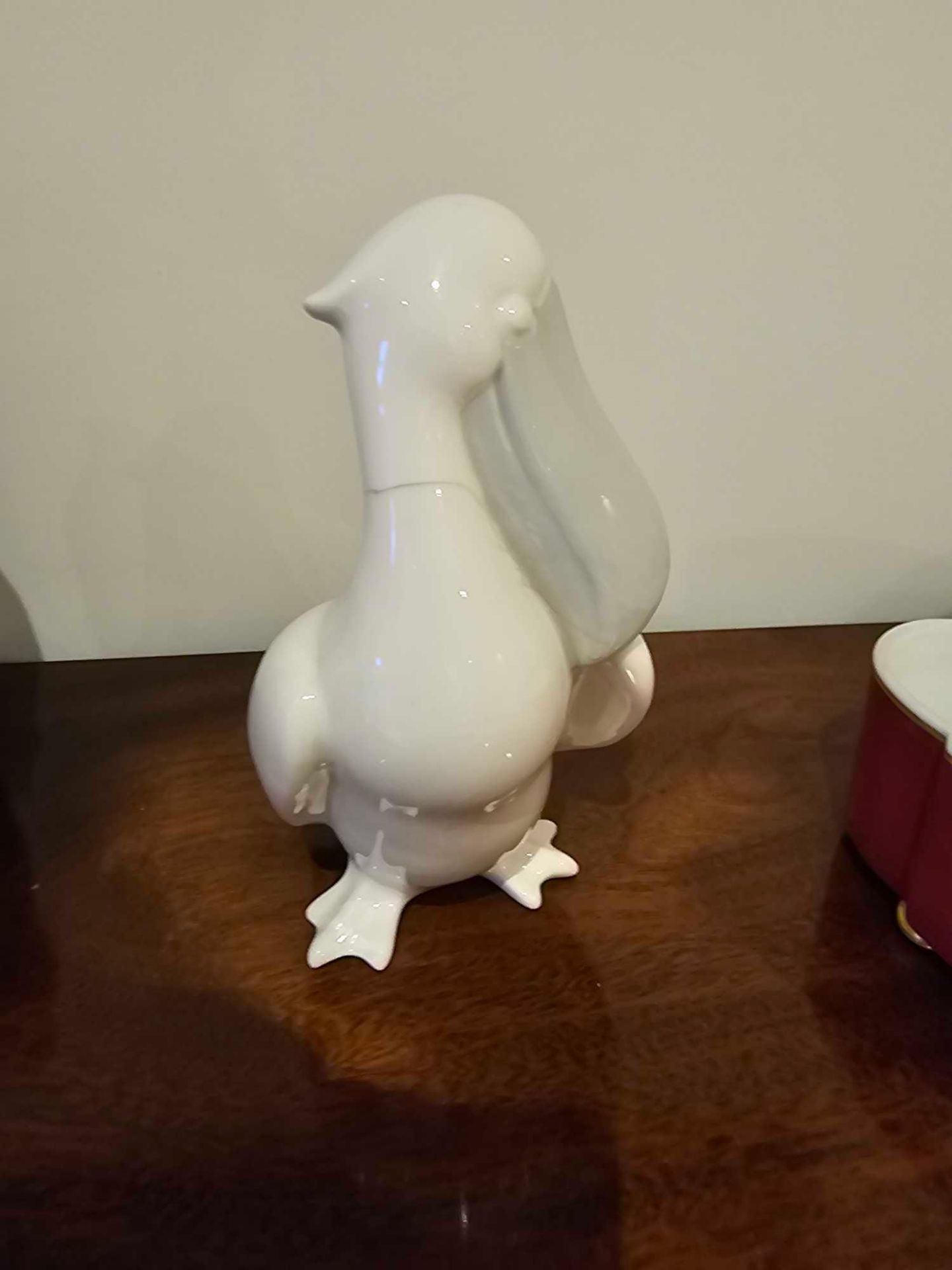 A Porcelain Figurine Pelican White Body With Toned Beak (A/F Repaired Crack) - Image 2 of 3
