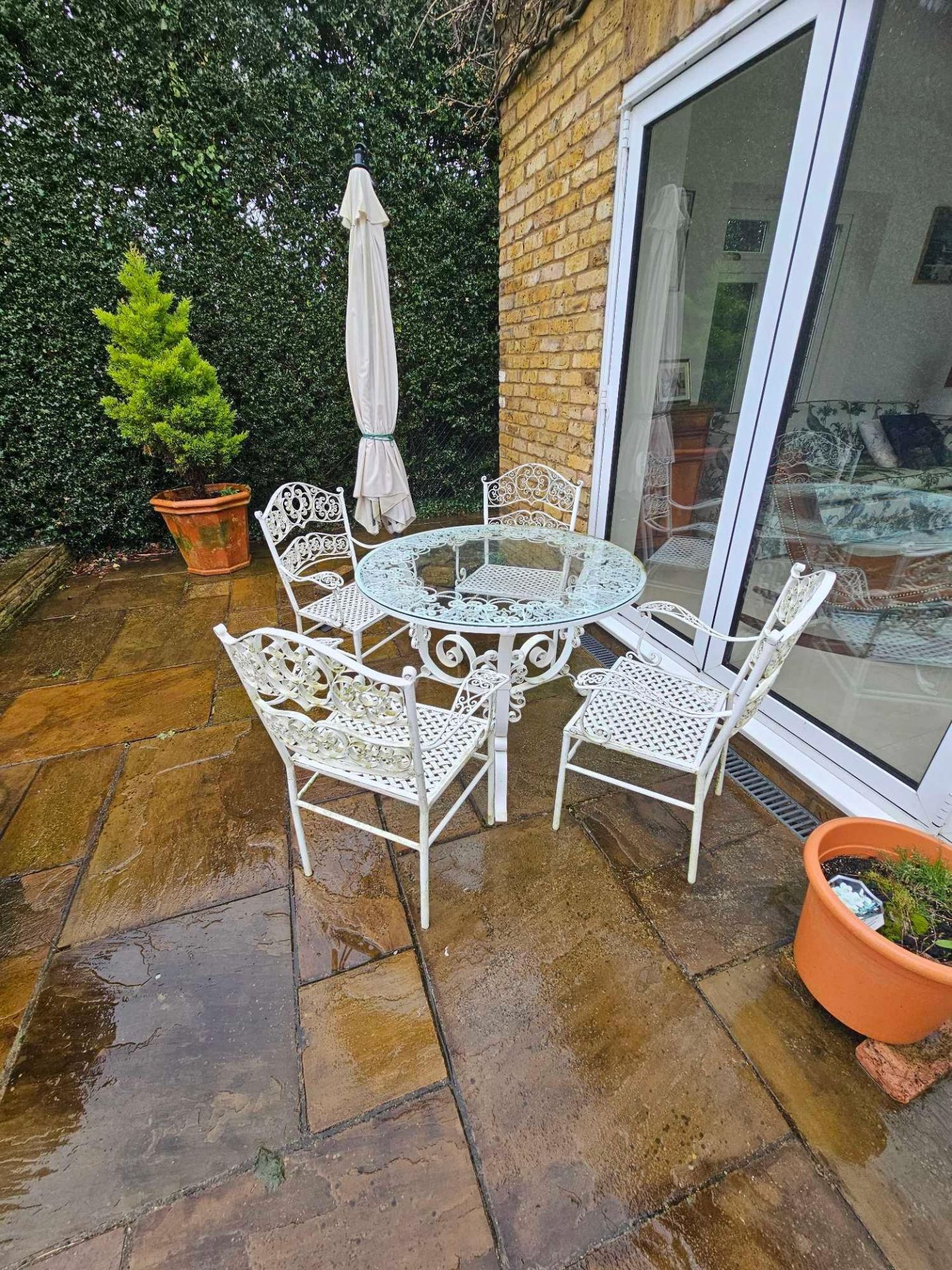 A Wrought Iron Painted White Glass Topped Garden Table Complete With 4 Chairs And A Parasol With - Image 3 of 6
