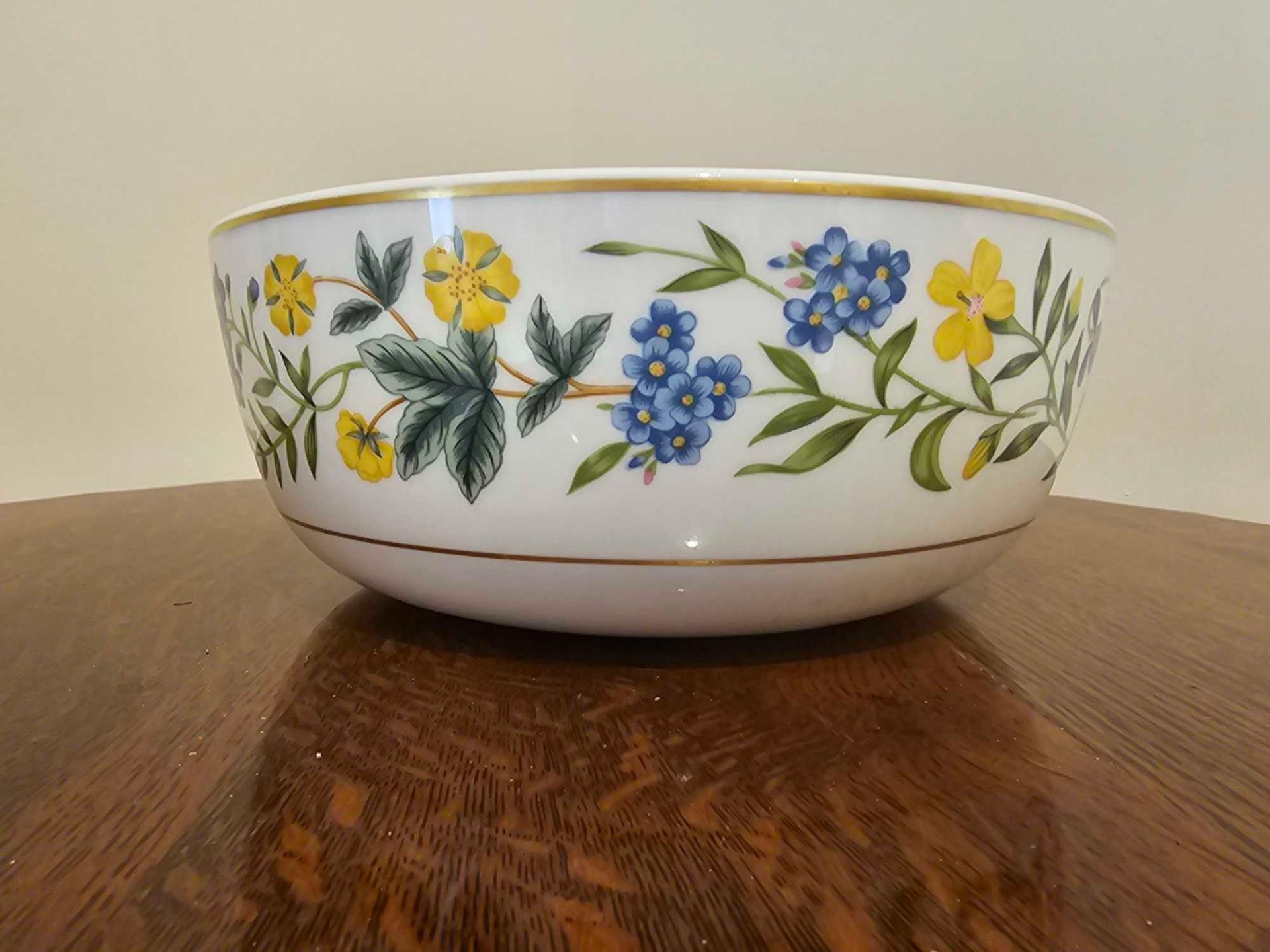 Royal Worcester Arcadia Porcelain Bowl 26 X 10cm - Image 2 of 5