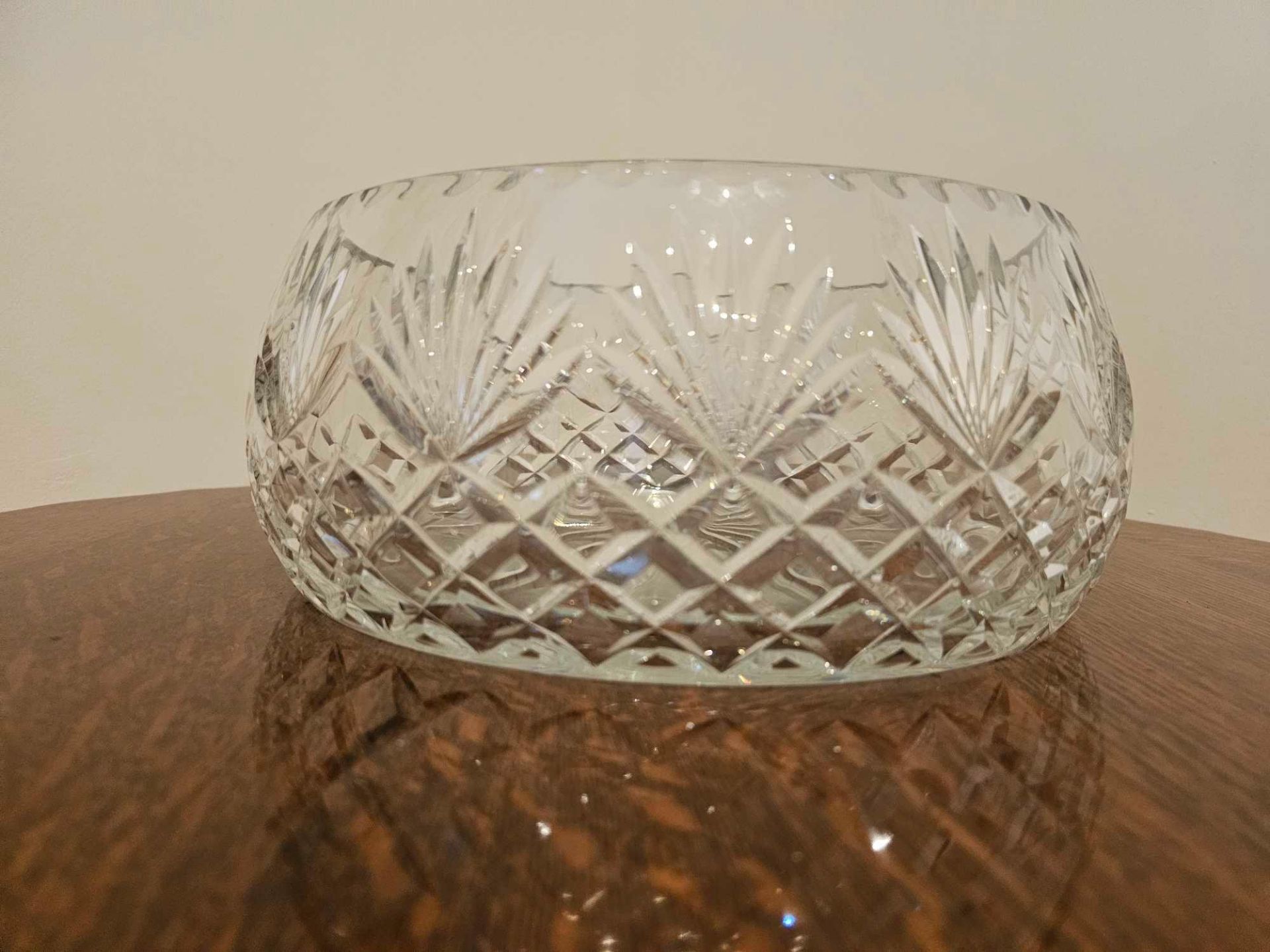 Kinsale Crystal Cut Bowl 25cm X 12m