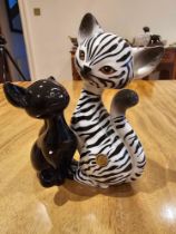 Goebel Figurine Kitty De Luxe Cat Zebra In Love, 18.0 Cm