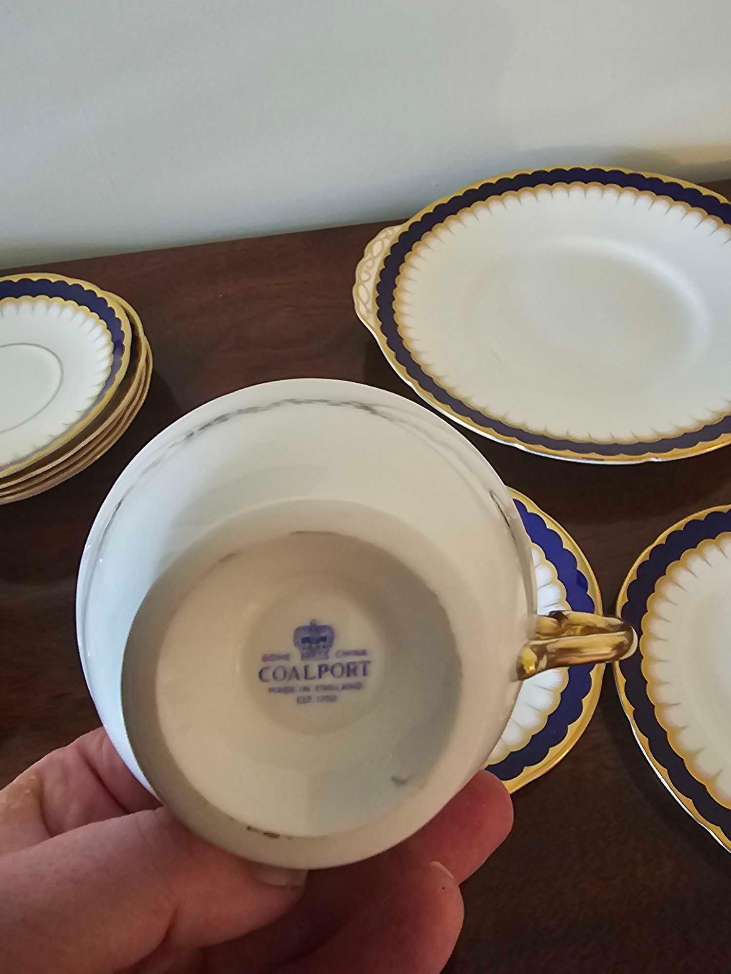 Coalport Spearpoint 6143 Cobalt Blue And Gold Gilt Fine China 18 Piece Part Tea Set As Found - Image 6 of 6