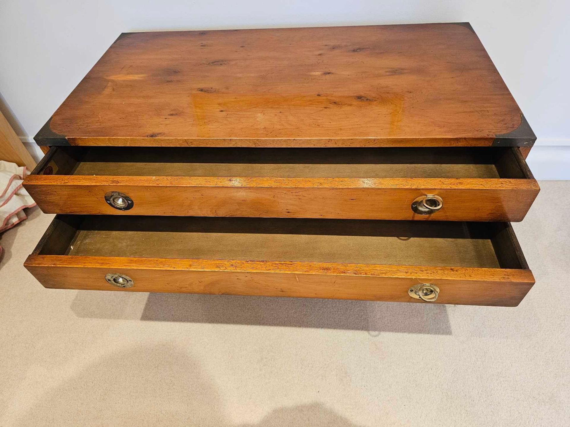 Bradley Furniture Burr Yew Wood And Brass Military Campaign Chest 84 X 43 X 50cm - Image 3 of 5