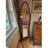 Mahogany Reprodux Cheval Mirror By Bevan & Funnell This Fine Quality Mirror Has A Scalloped Shaped
