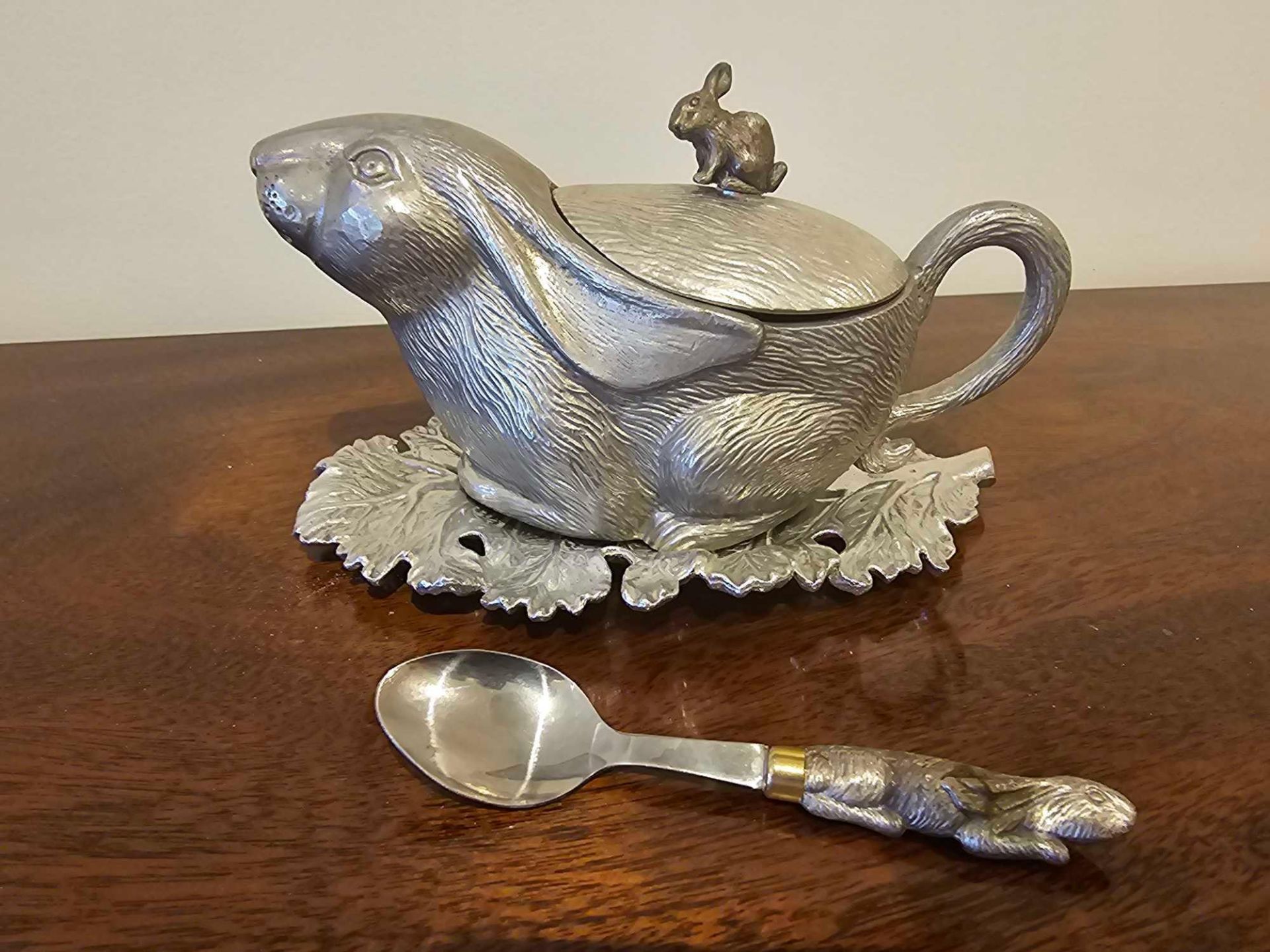 Arthur Court Vintage Silver Aluminium Bunny Rabbit Sauce/Gravy Boat Complete With A Spoon In The - Image 2 of 5