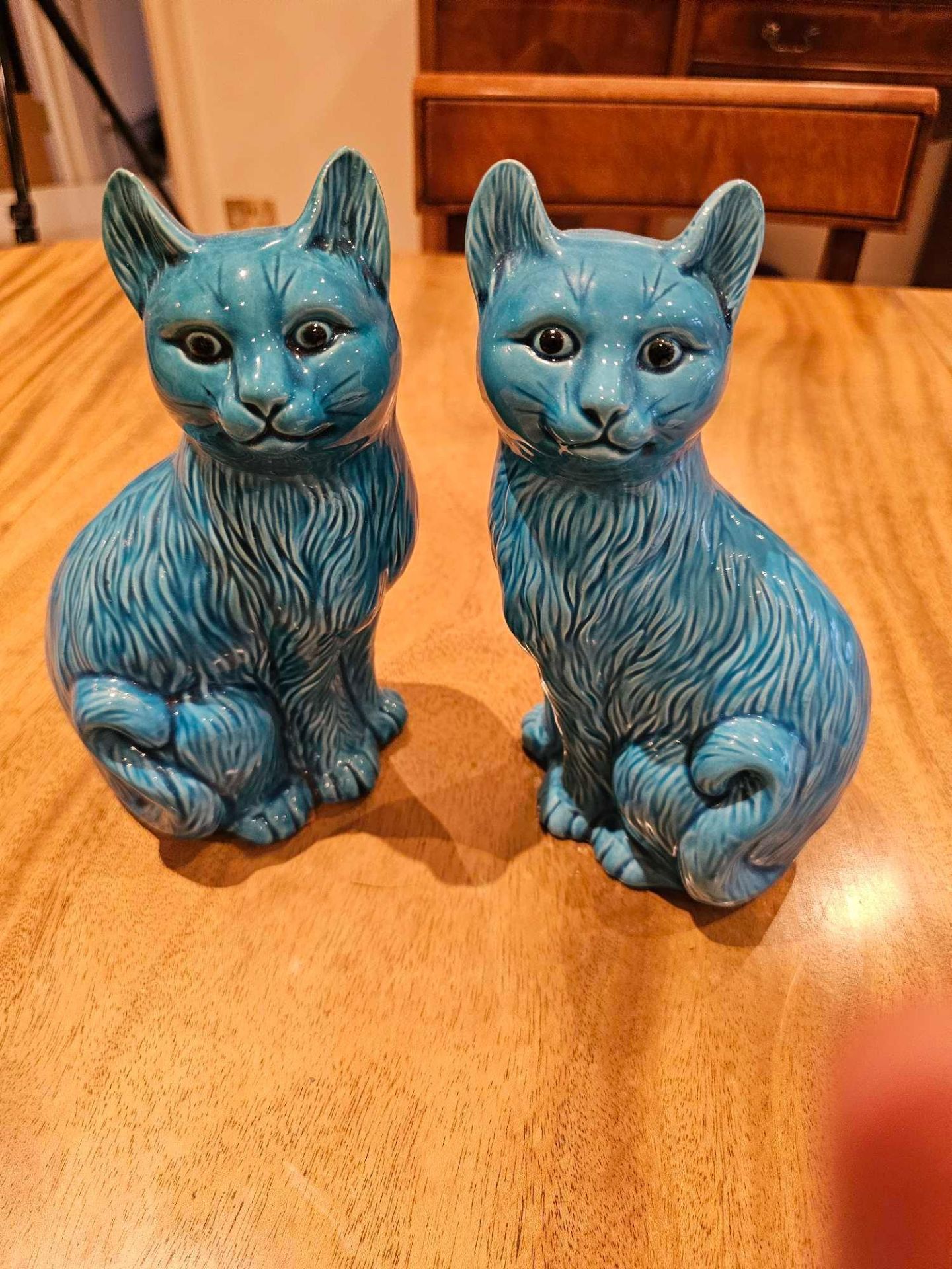 Turquoise Glazed Vintage Collectible Set Of 2 Cats - Faience Majolica Made In China - Image 2 of 3