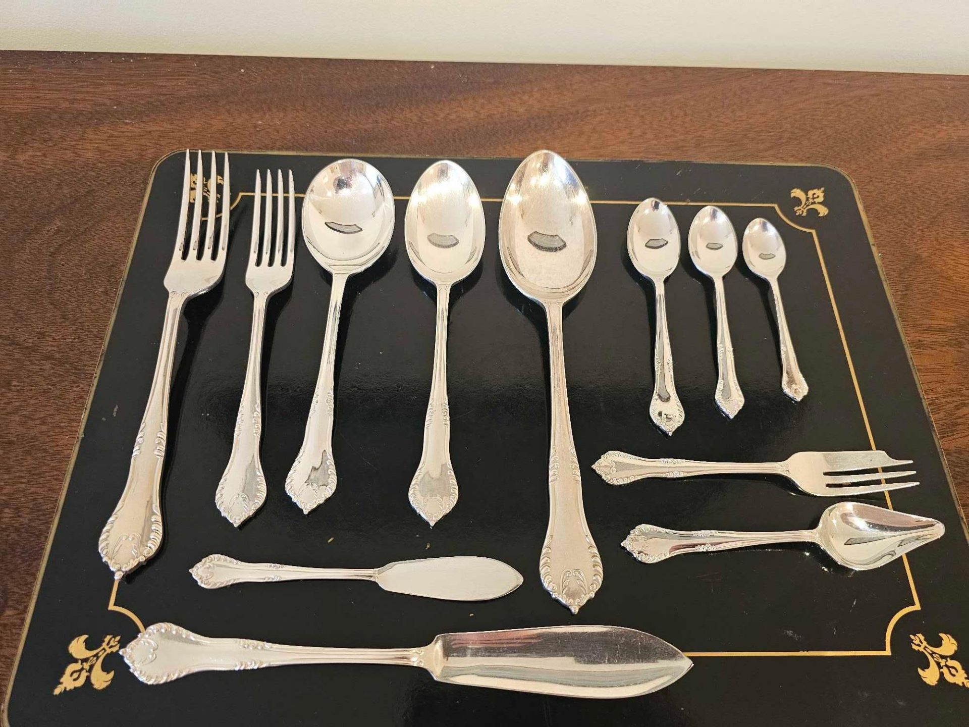 Silverplate Flatware By James Dixon For Harrods 117 Pieces Comprising Of 16 X Dinner Forks, 22 X - Image 3 of 3