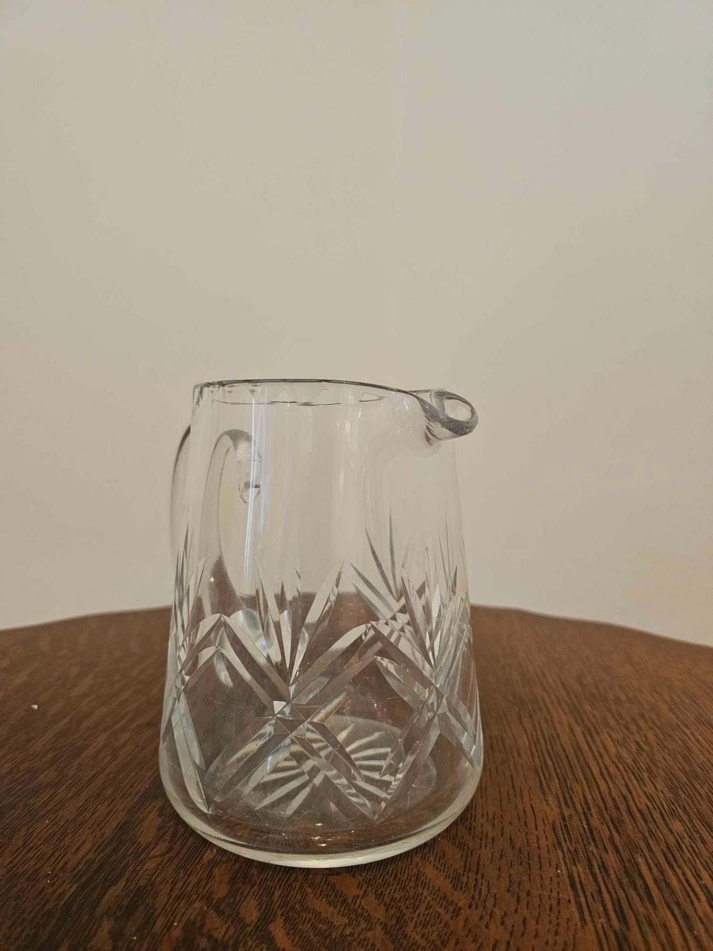 A Crystal Cut Water Pitcher 15cm - Image 3 of 7