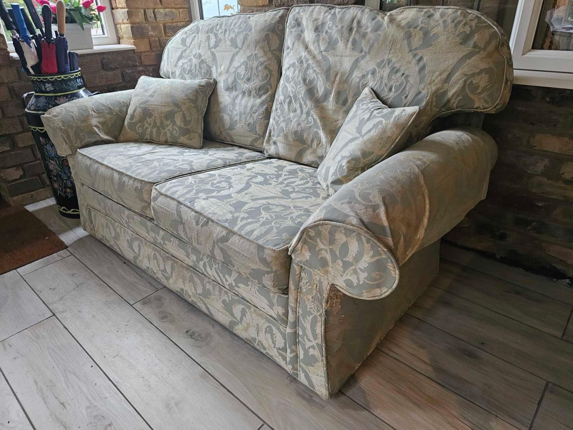 A Peter Guild Upholstered Two Seater Sofa In Damask Embossed Pattern Mint And Gold 160 X 87 X 95cm - Image 4 of 6