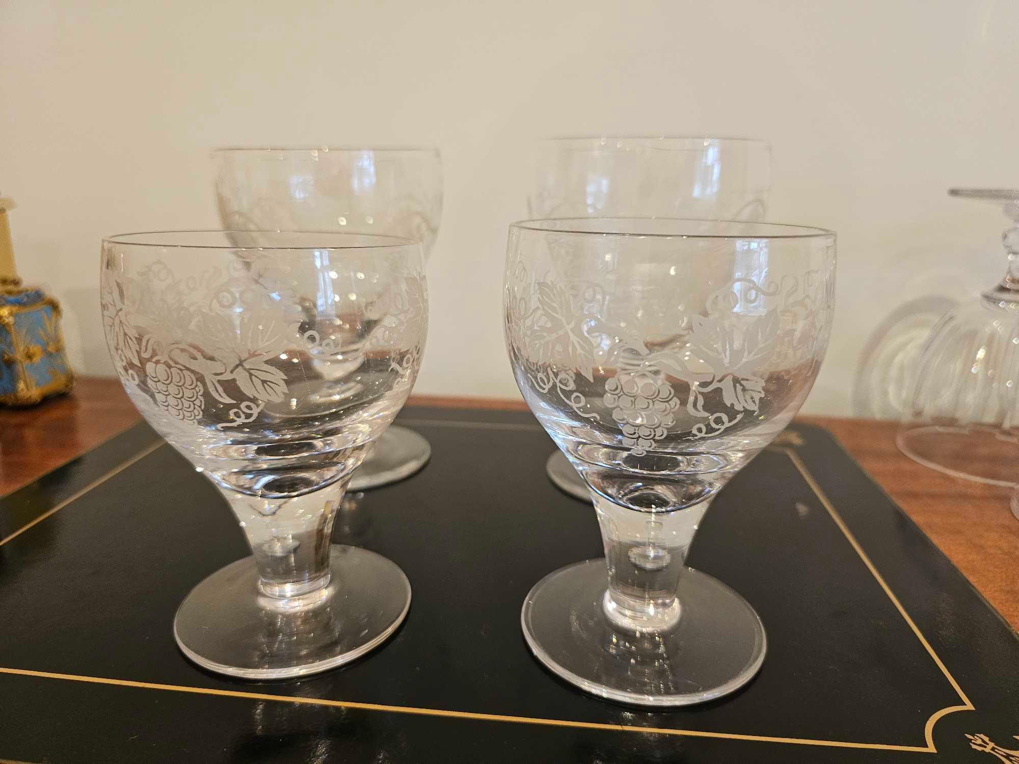A Set Of 4 X Stuart Crystal Glasses 2 At 12cm 2 X 15cm Tall - Image 2 of 5