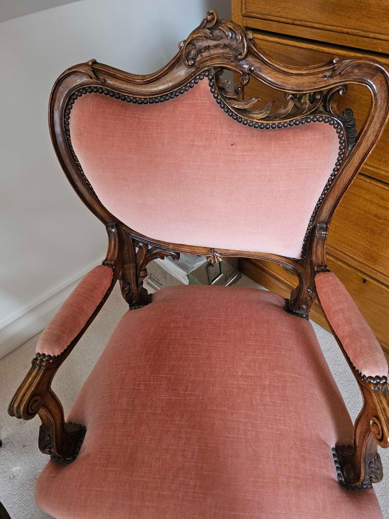 A French Walnut Salon Suite, A Two Seater Settee And A Pair Of Armchairs In The Louis XV Style - Image 8 of 8