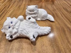 2 X Pottery Crafts USA Biscuit Porcelain Cat Figurines