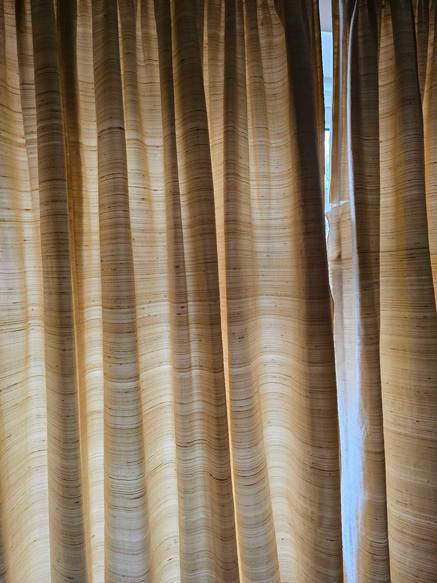 A Pair Of Curtains Gold Sheen 260 X 160cm Span (A/F) - Image 2 of 3