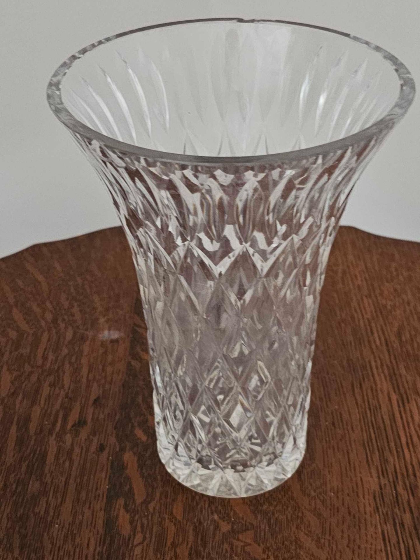 Vintage Crystal Cut Vase 23 X 16cm (A/F Slight Chip To Rim) - Image 4 of 5