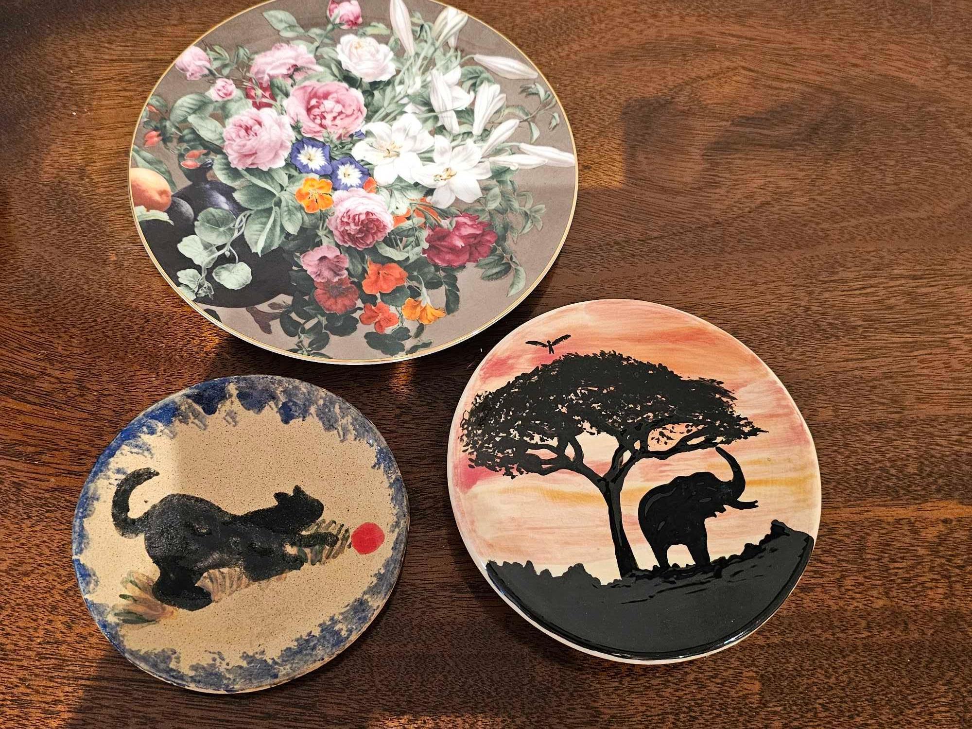 3 X Decorative Display Plates As Photographed Including One By Vivien Crook - Bild 2 aus 2