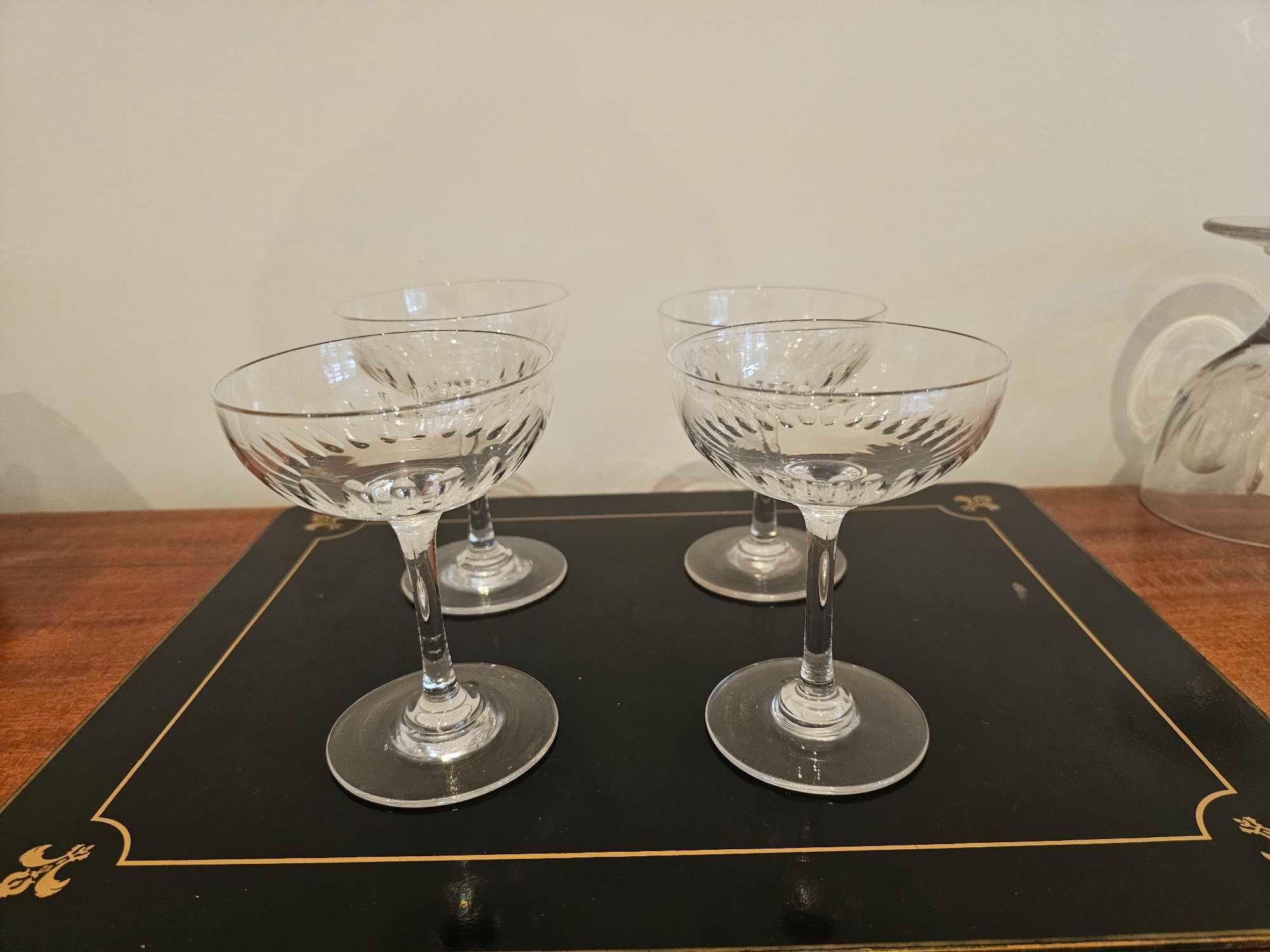 A Set Of 4 X Crystal Martini Glasses 12cm - Image 2 of 5