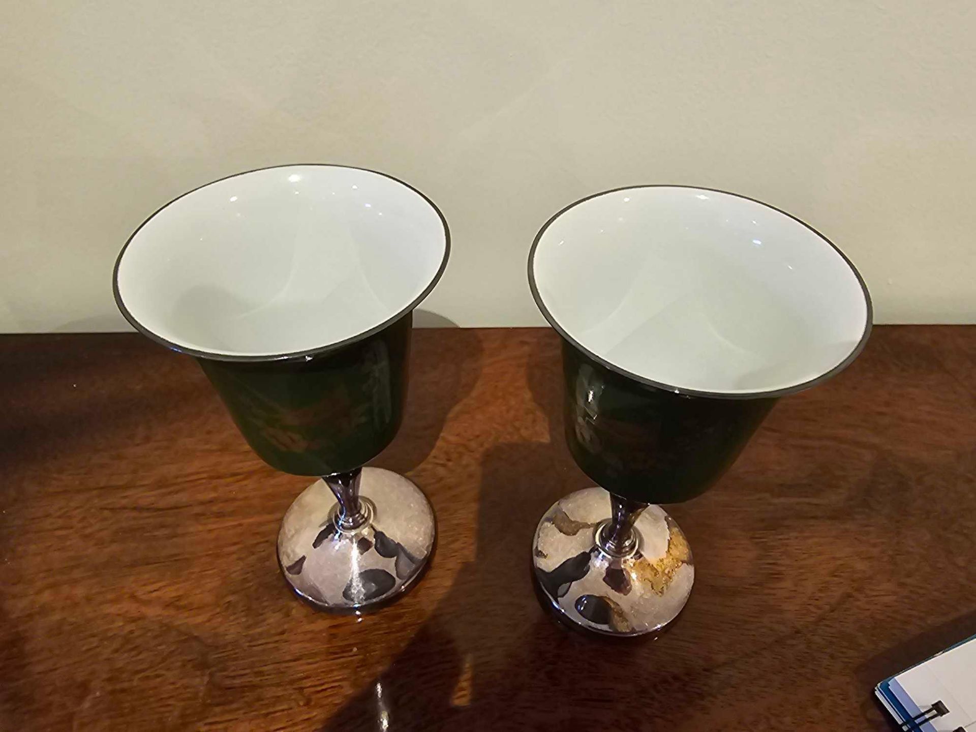 Mappin And Webb Pair Of Green And White Enamel Pheasant Goblets: 15cm - Image 4 of 4
