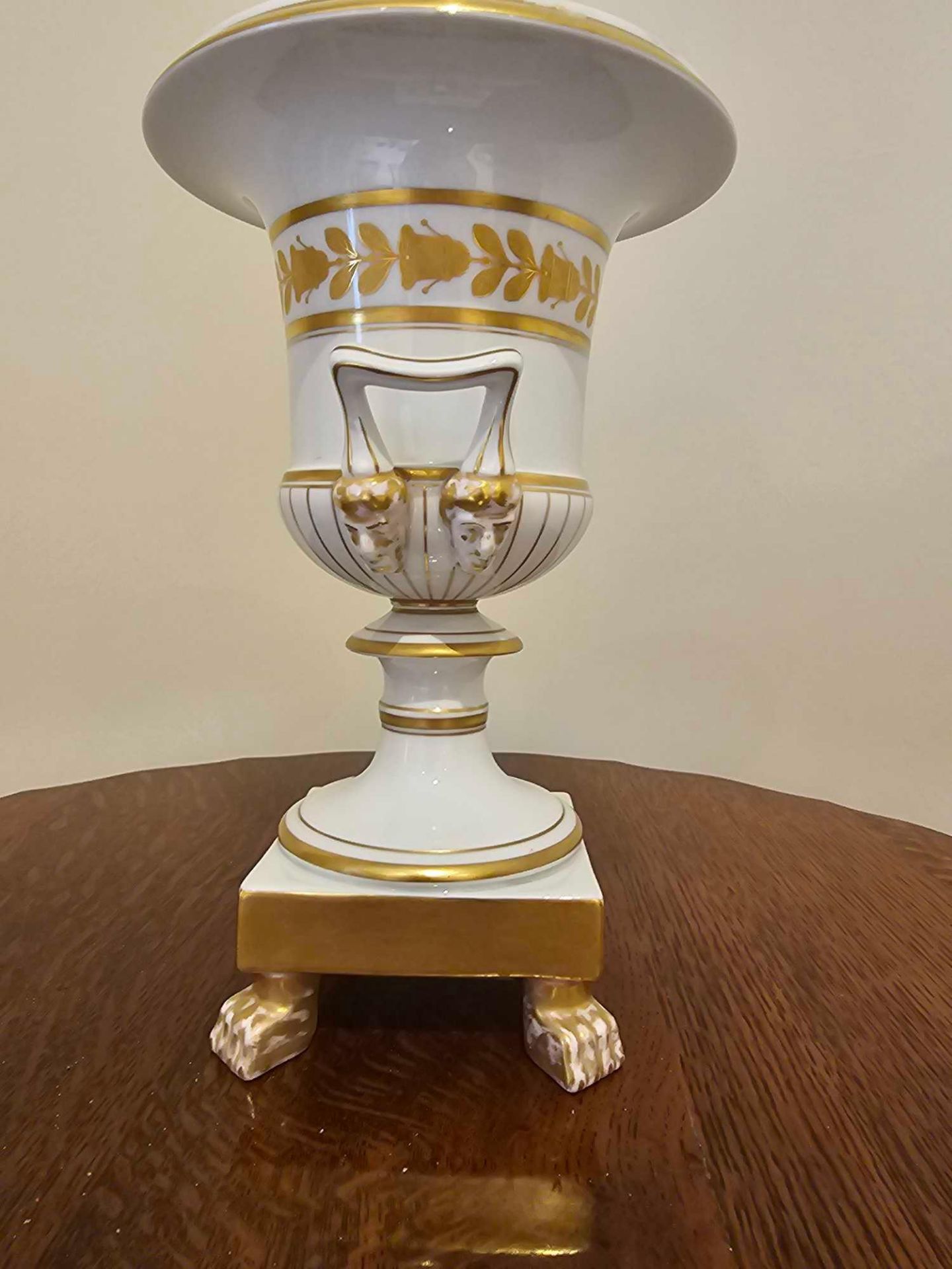 Vista Alegre Portugal AA136 Medici Vase On Plinth Campana Urn Shaped White Glazed Body With Gilded - Image 2 of 6