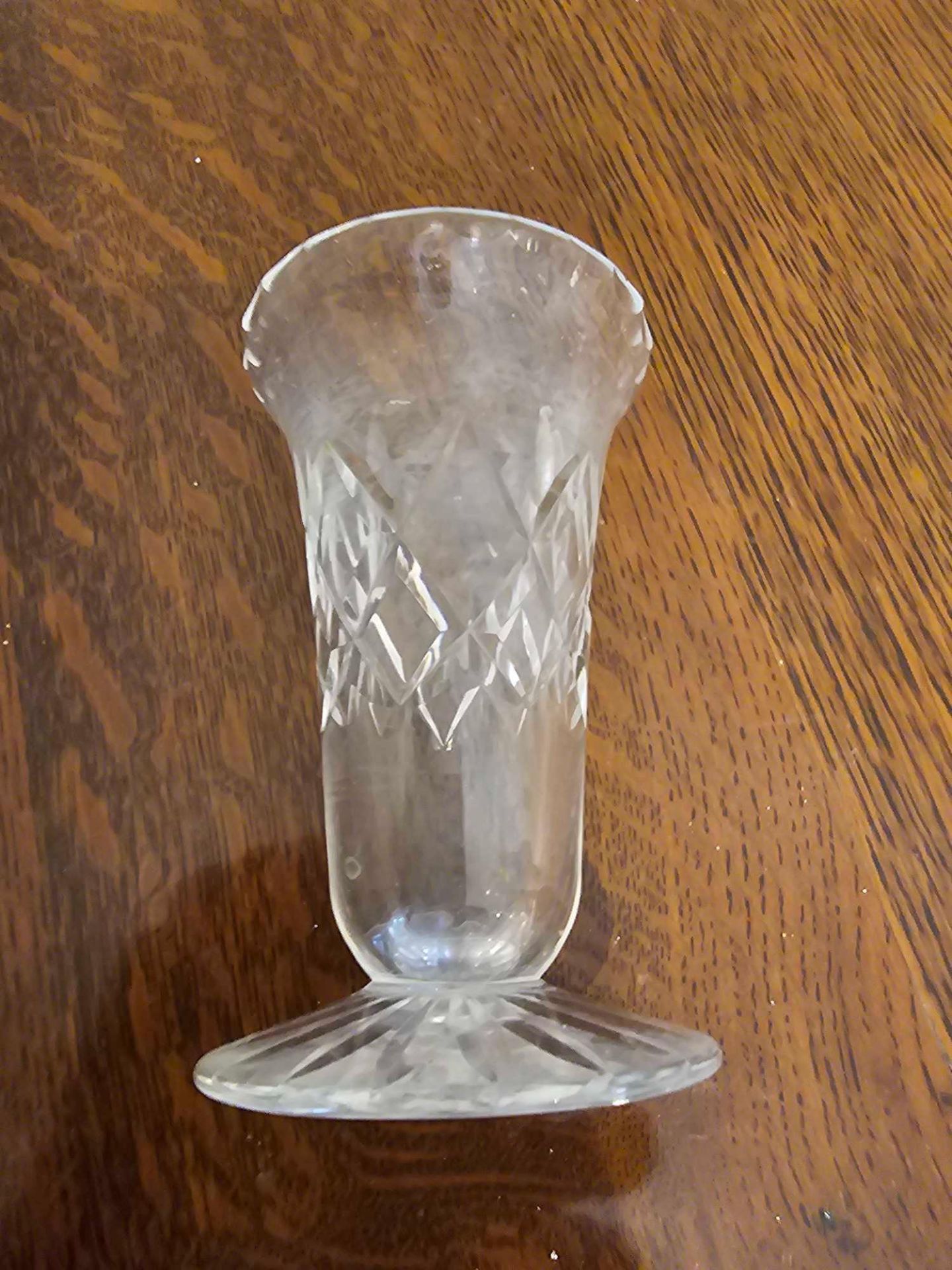 A Crystal Cut Posy Vase 11cm - Image 5 of 5