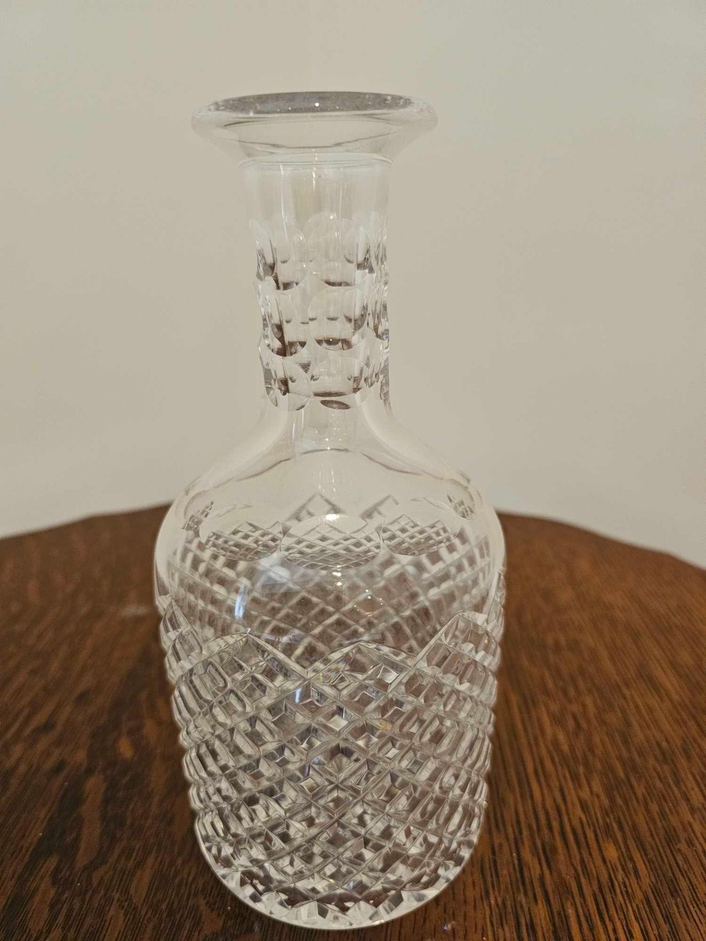 A Crystal Cut Bottle Form Decanter With Stopper 27cm - Image 4 of 4
