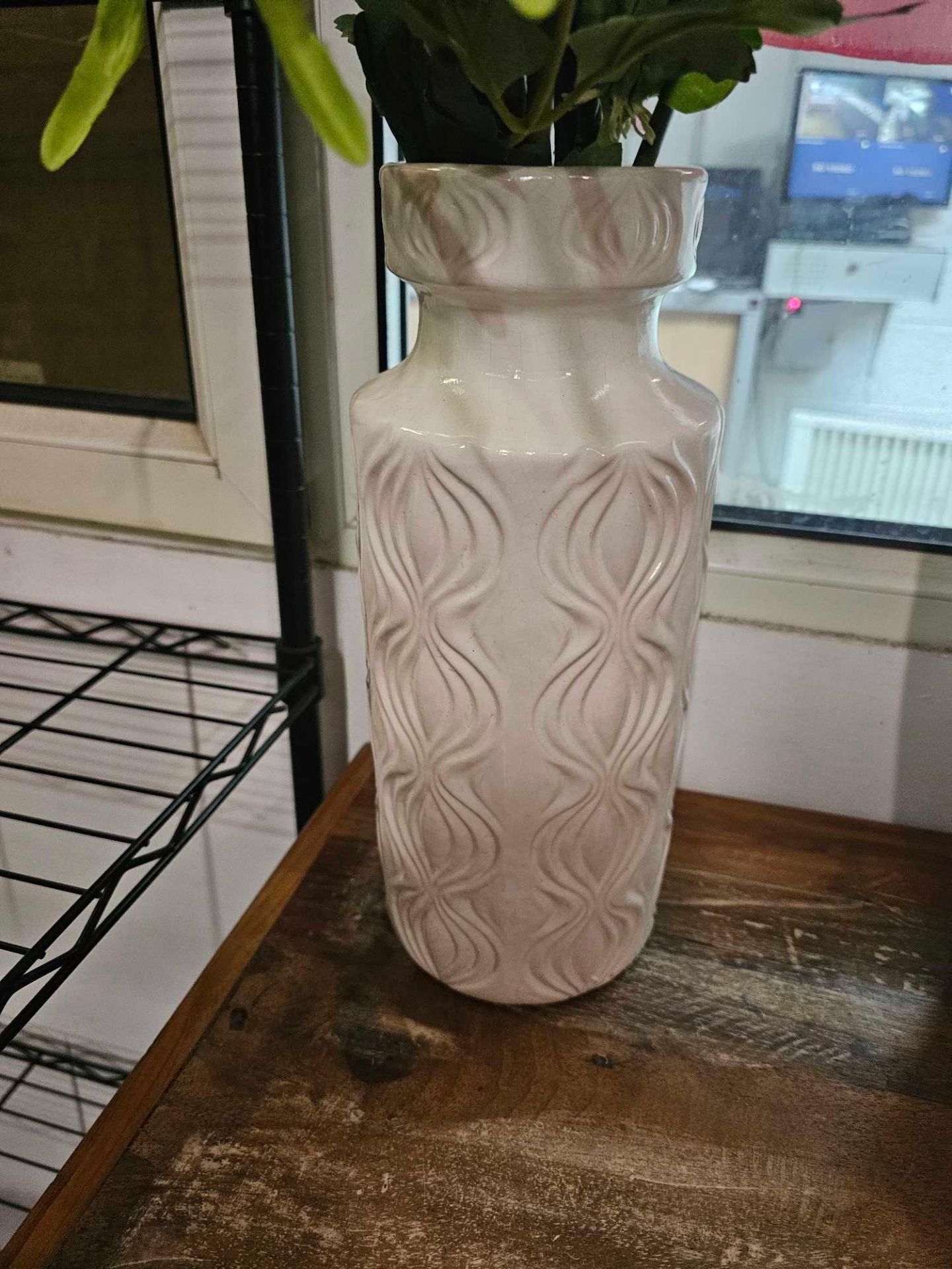 3 x Large Ceramic Vases As Photographed - Image 3 of 5