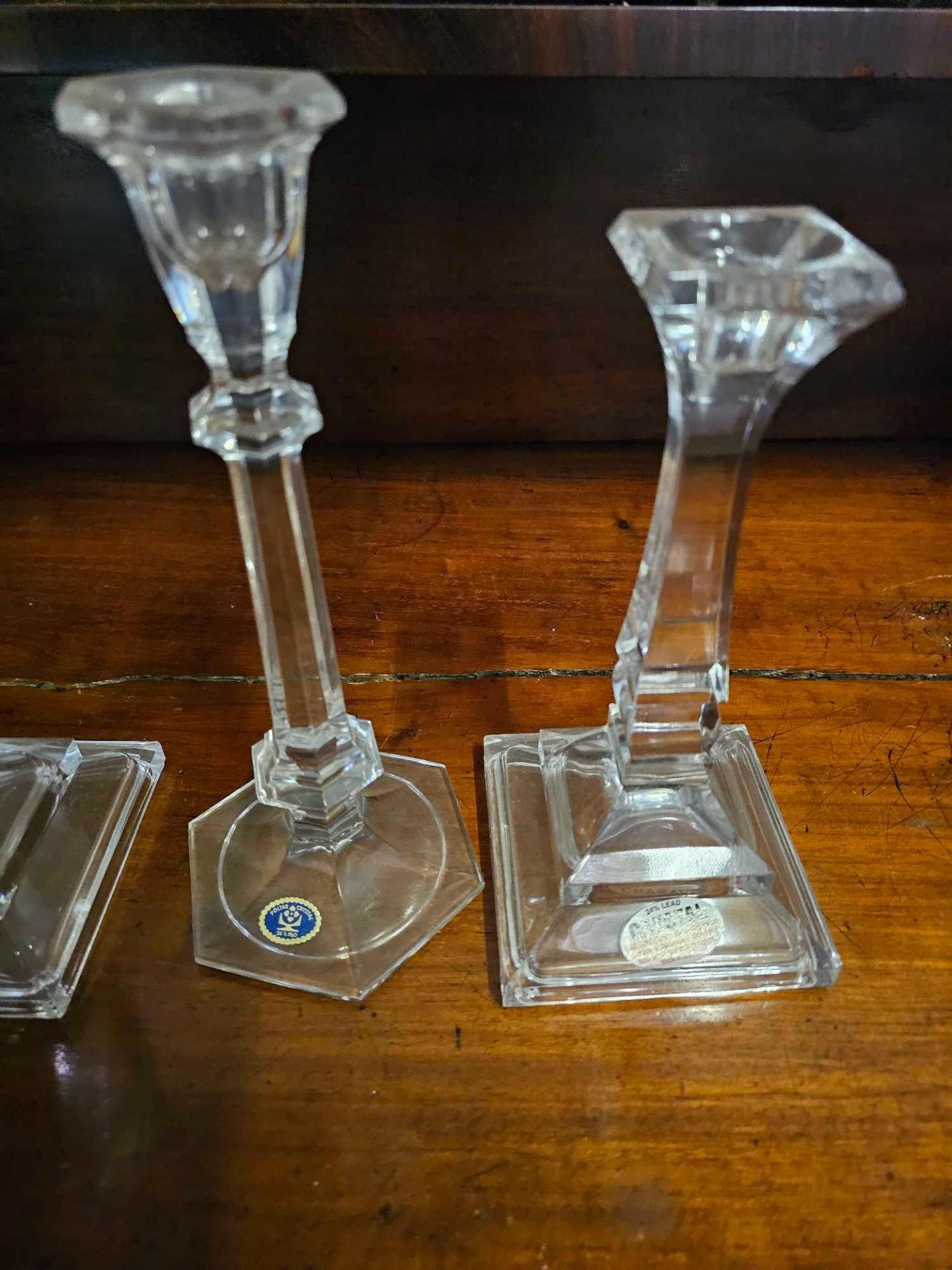 A Set Of 4 x 24% Lead Crystal Candle Holders 2 x 23cm 2 x 20cm - Image 3 of 4