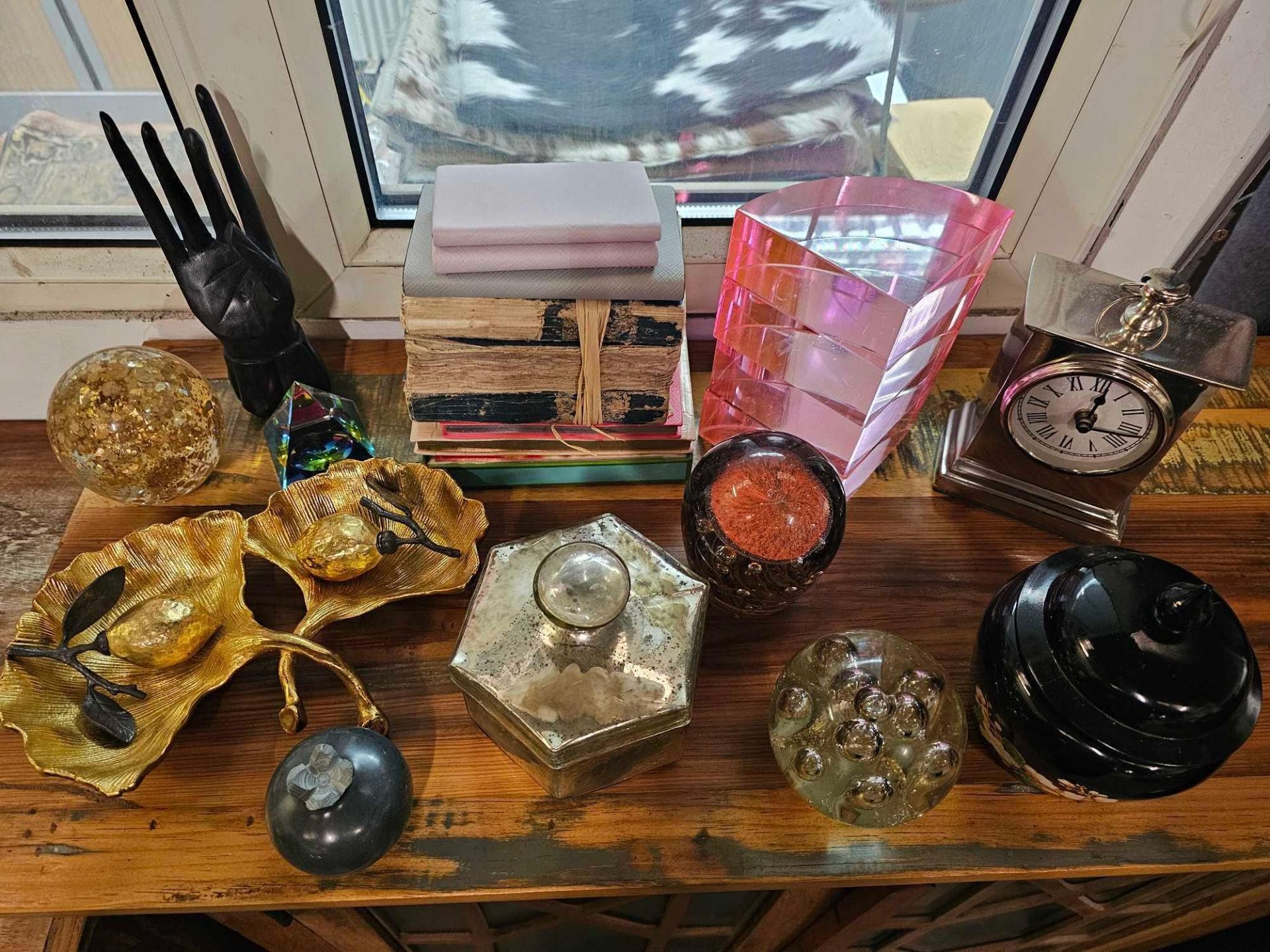 A Selection Of Various Decorative Objects As Photographed Comprises 11 Items - Bild 2 aus 14