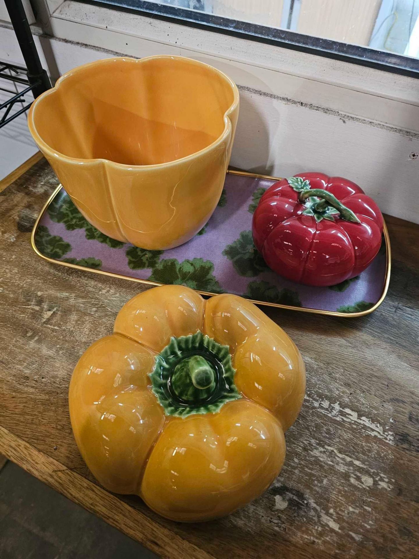 Decorative Objects To Include A Ceramic Yellow Pepper, Red Tomato And A Floral Patterned Purple/ - Image 3 of 3
