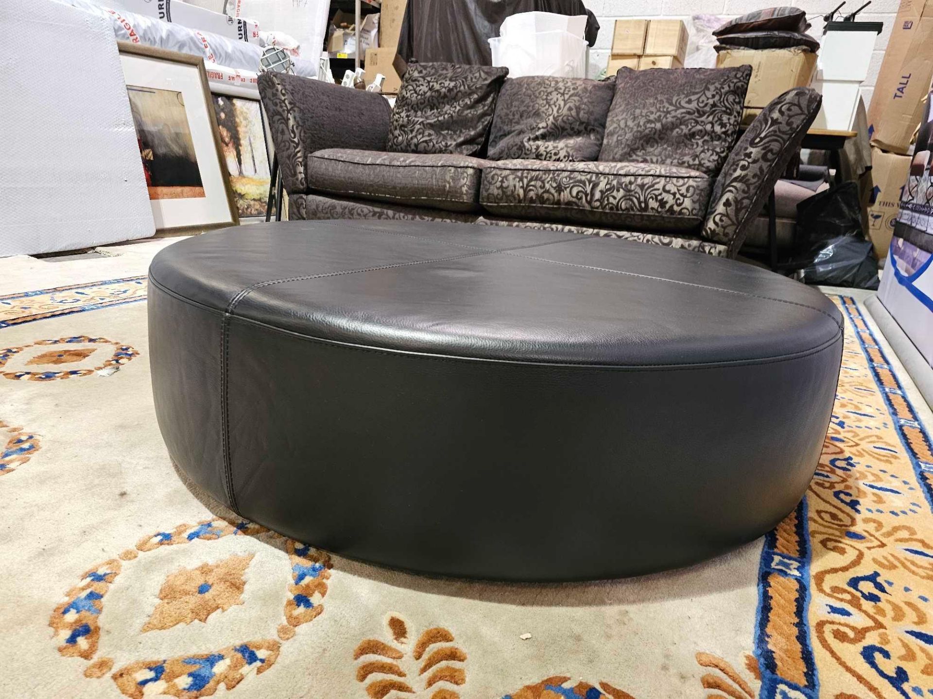 Jesse Contemporary Italia Puck Leather Ottoman Versatility Is The Name Of The Game For The Puck - Image 3 of 3