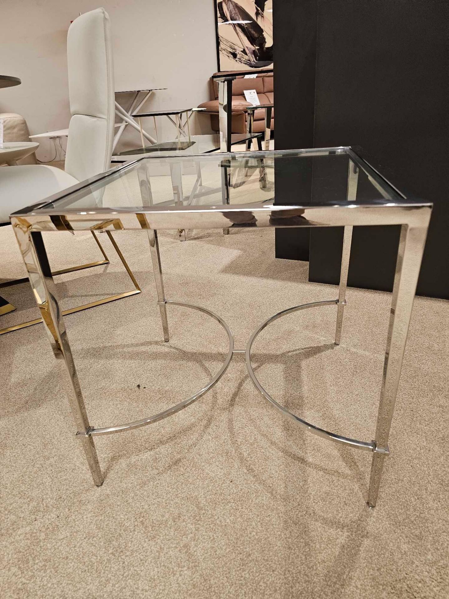 Tokyo Lamp Table by Kesterport The Tokyo lamp table with its clear glass top and a refined tapered - Image 4 of 5