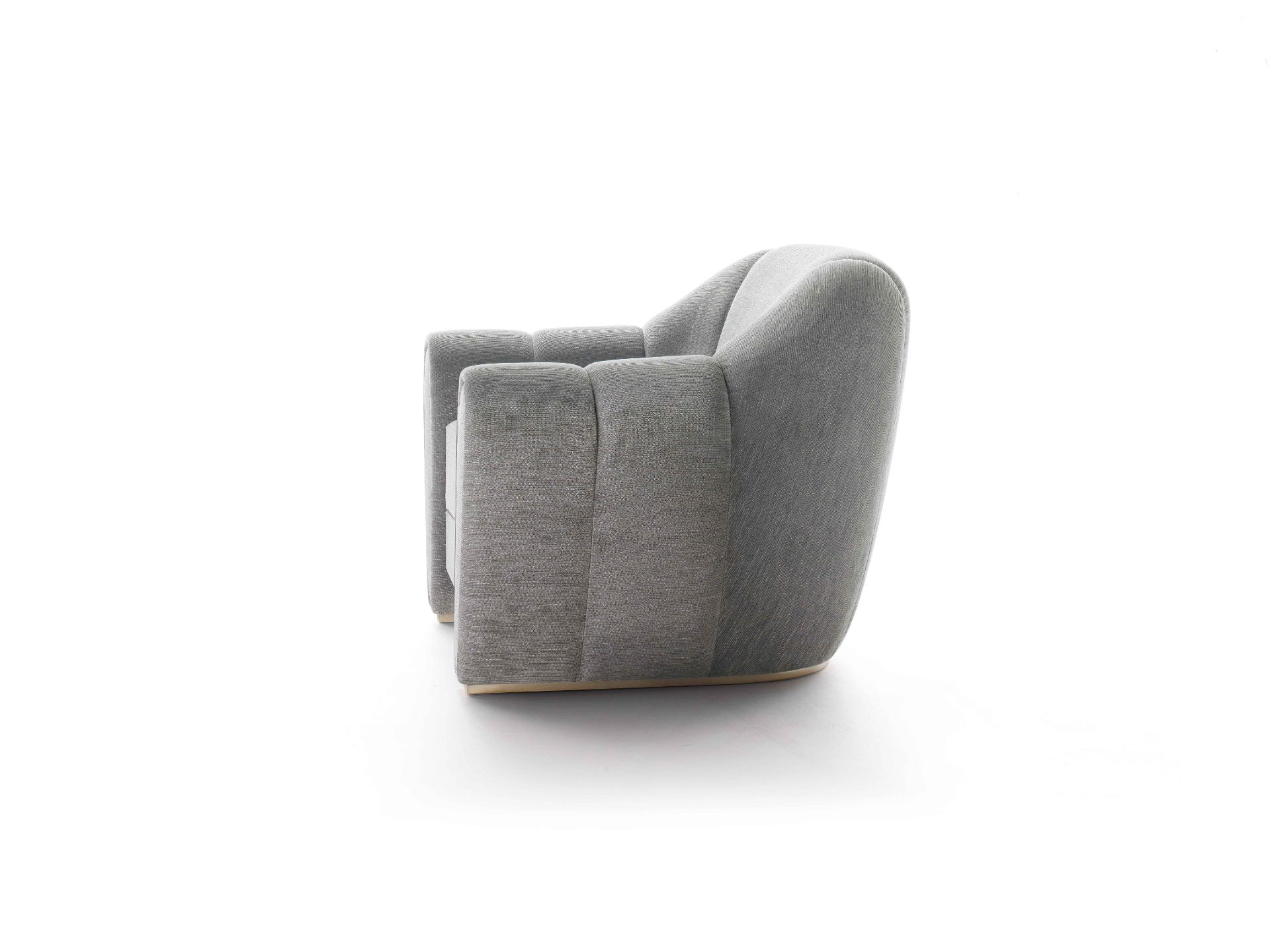 Fashion Affair Arm Chair by Telemaco for Malerba The Fashion Affair Arm Chair welcomes you and - Image 3 of 5
