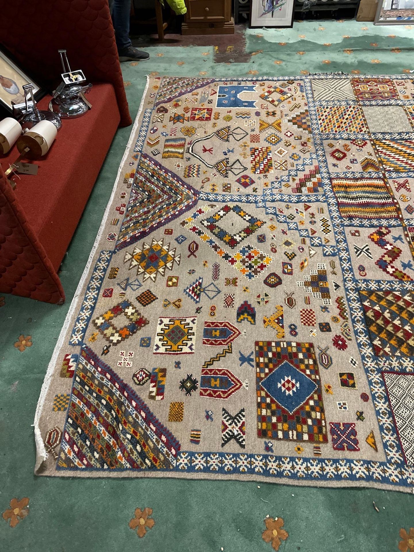A North African Carpet, Morocco, Wool Pile And Flatweave Mix, On Cotton Foundation .The Grey Field - Bild 4 aus 5