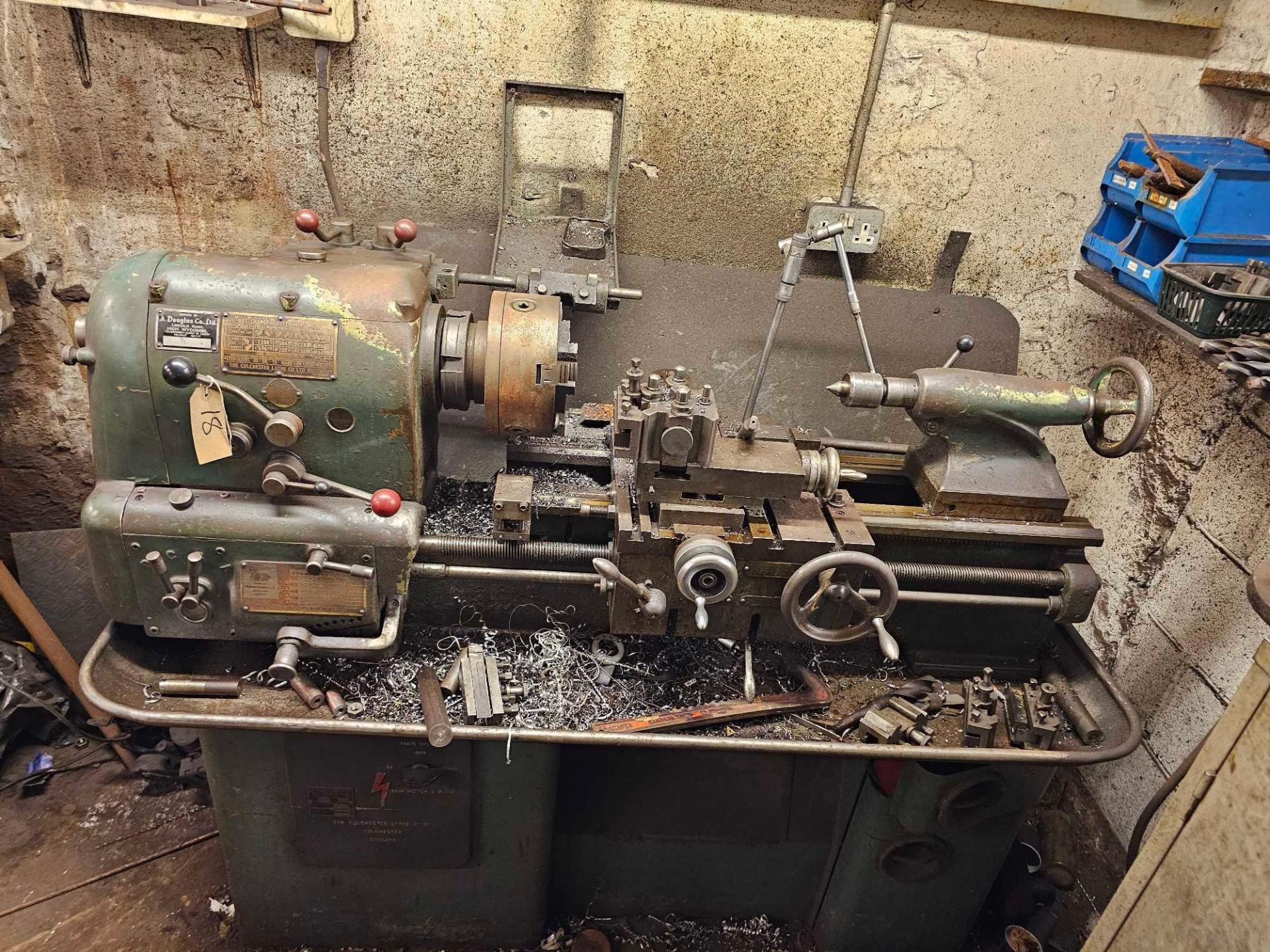 Colchester Lathe 50 Cycle 2 Phase 3.0HP Complete With A Wide Range Of Tooling - Image 2 of 7