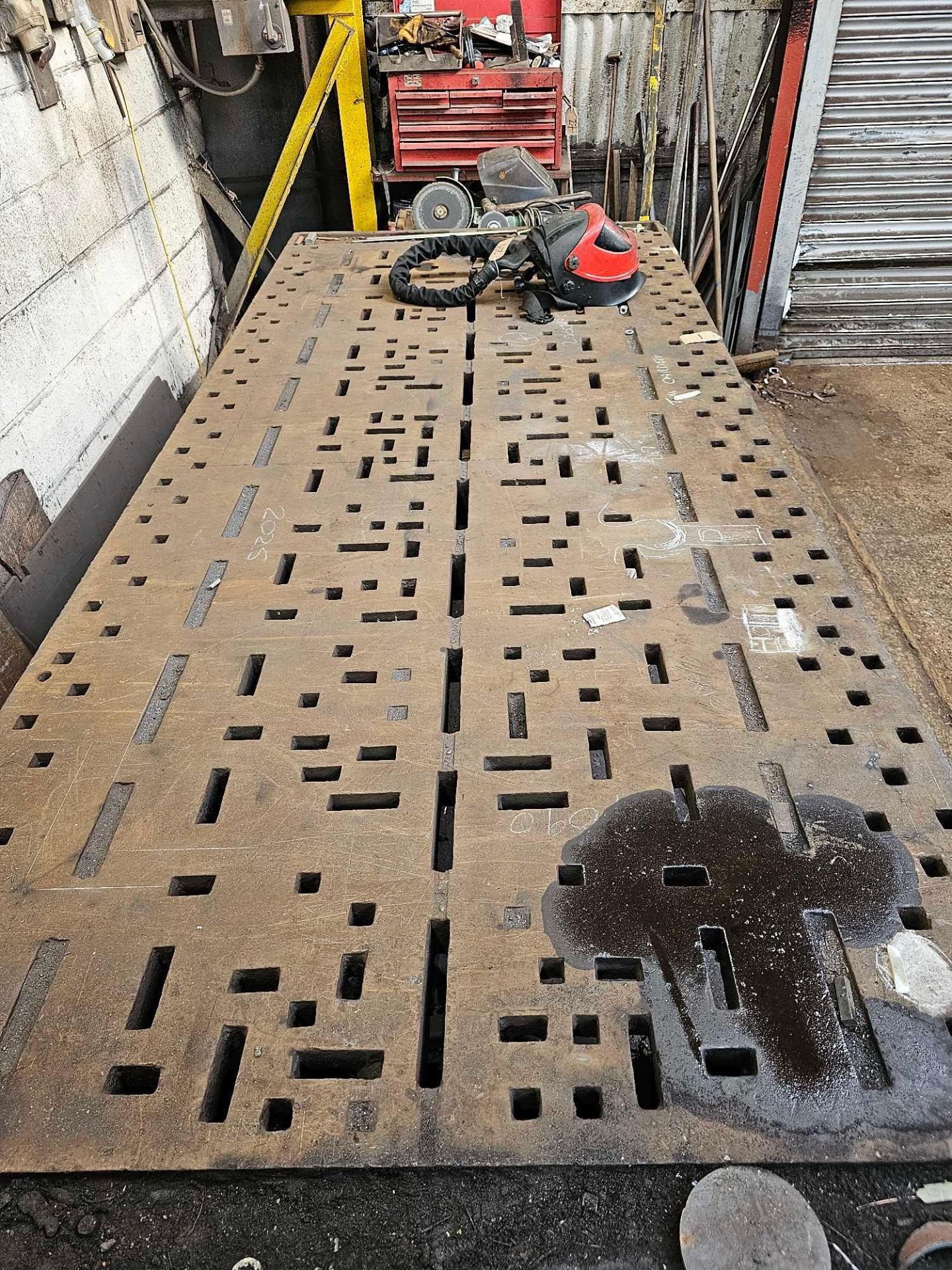 Cast Steel Engineers Marking Out Work Bench 310 x 128 x 91cm Weight 2000kg - Bild 3 aus 4