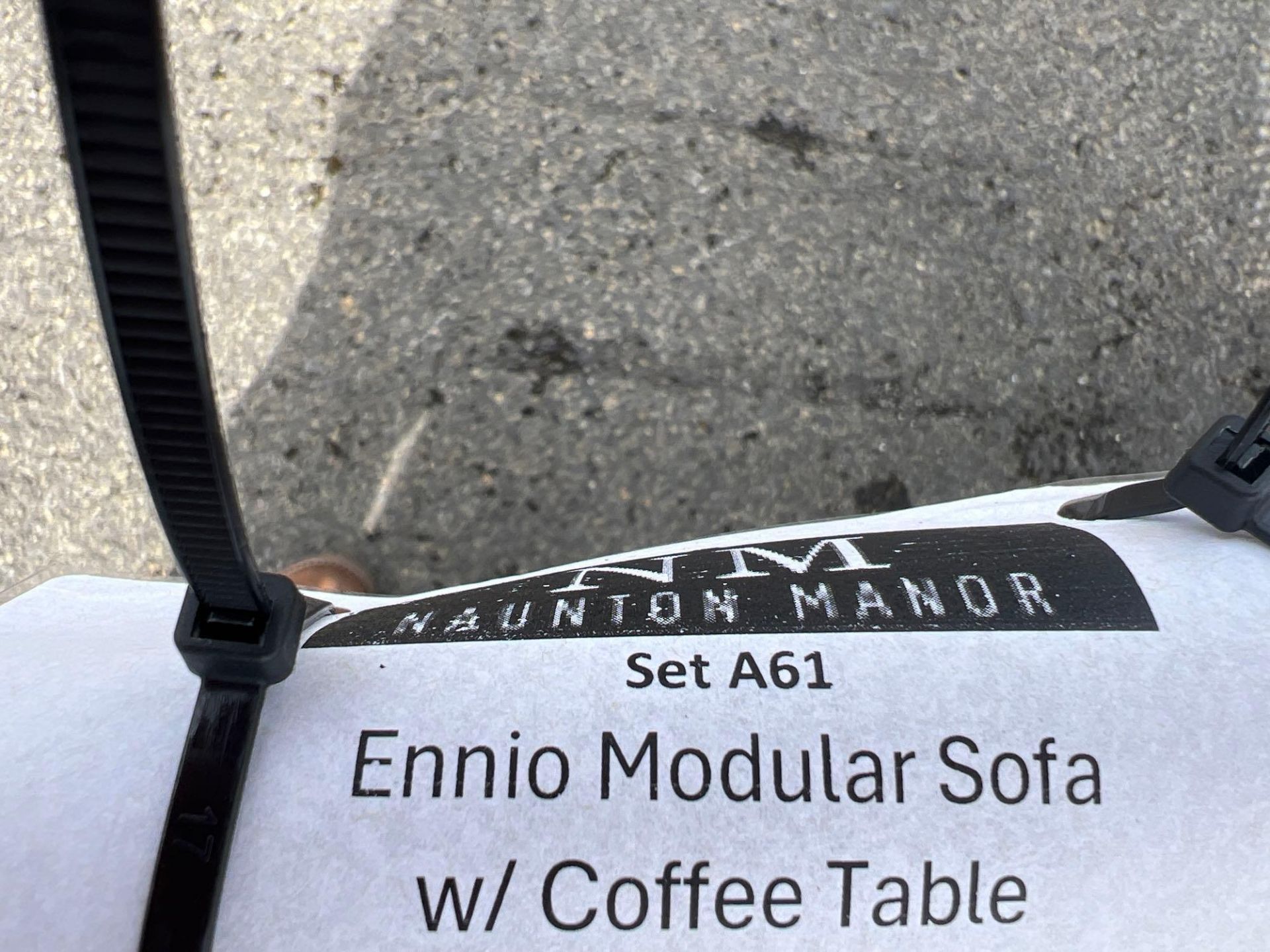 A61 Ennio Modular Sofa with Coffee Table - Image 4 of 4