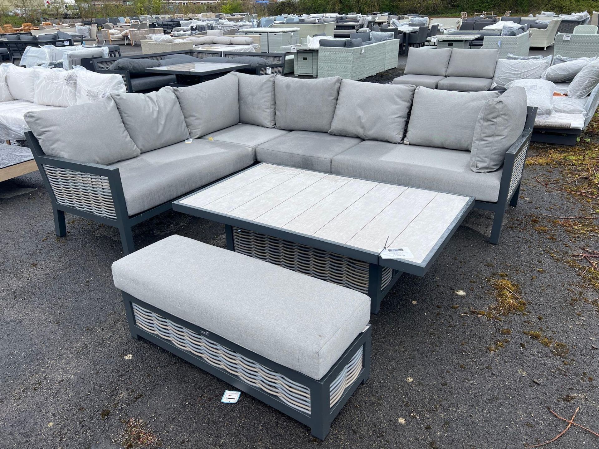 A17 Portofino Modular Sofa with Rectangular Adjustable table and bench