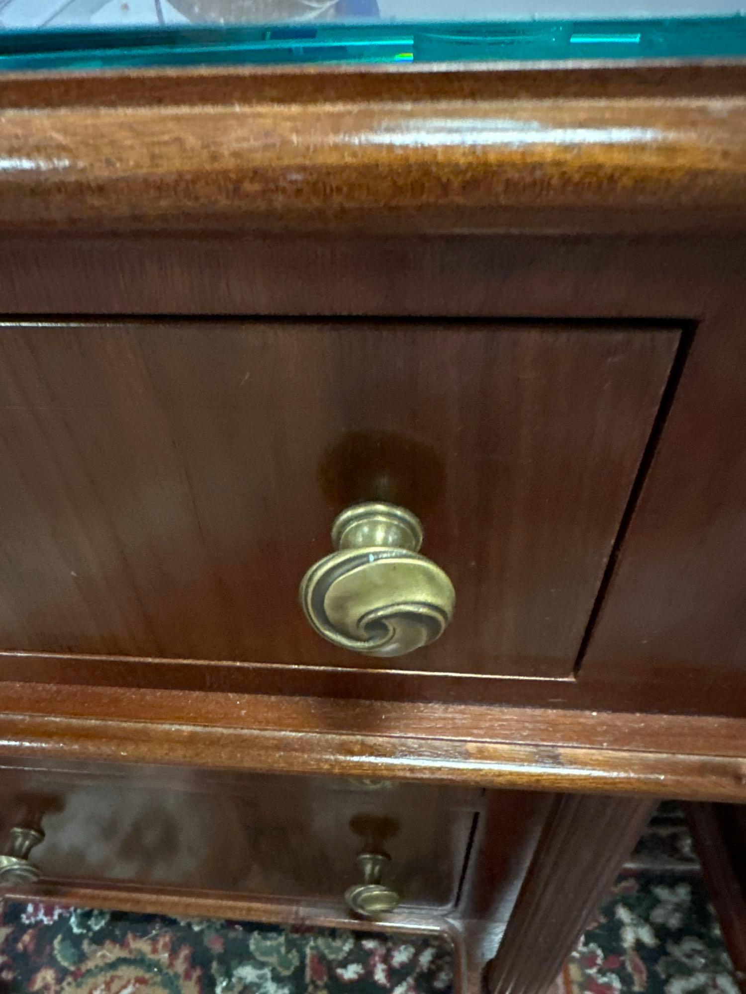 A Pair Of Walnut Three Drawer Bedside Cabinets With Glass Top, Brass Drawer Pulls Bespoke For The - Image 7 of 7