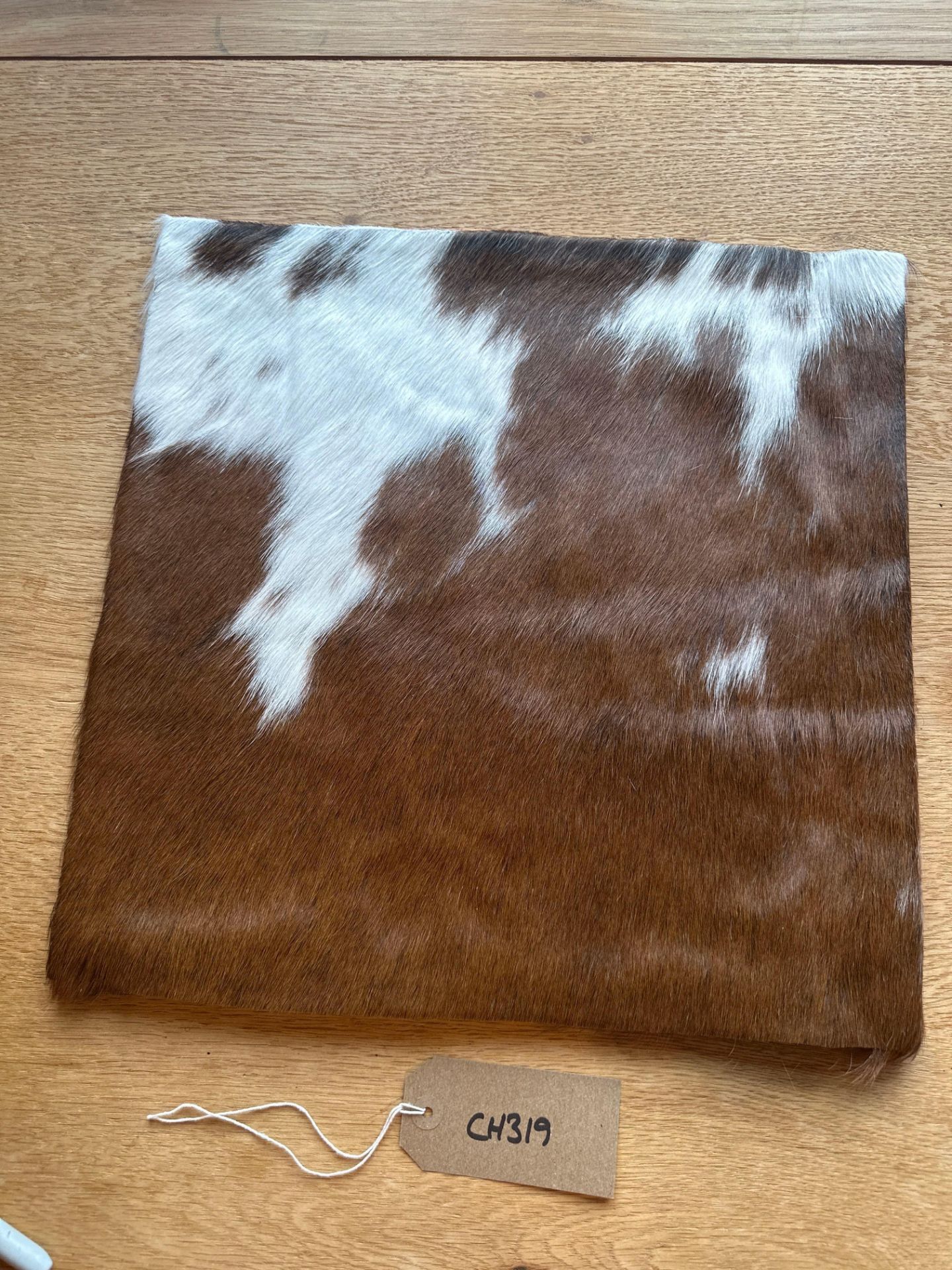 Cowhide Leather Cushion Cover 100% NaturalÂ Cowhide Leather Cushion Is Single-Sided And Rich In