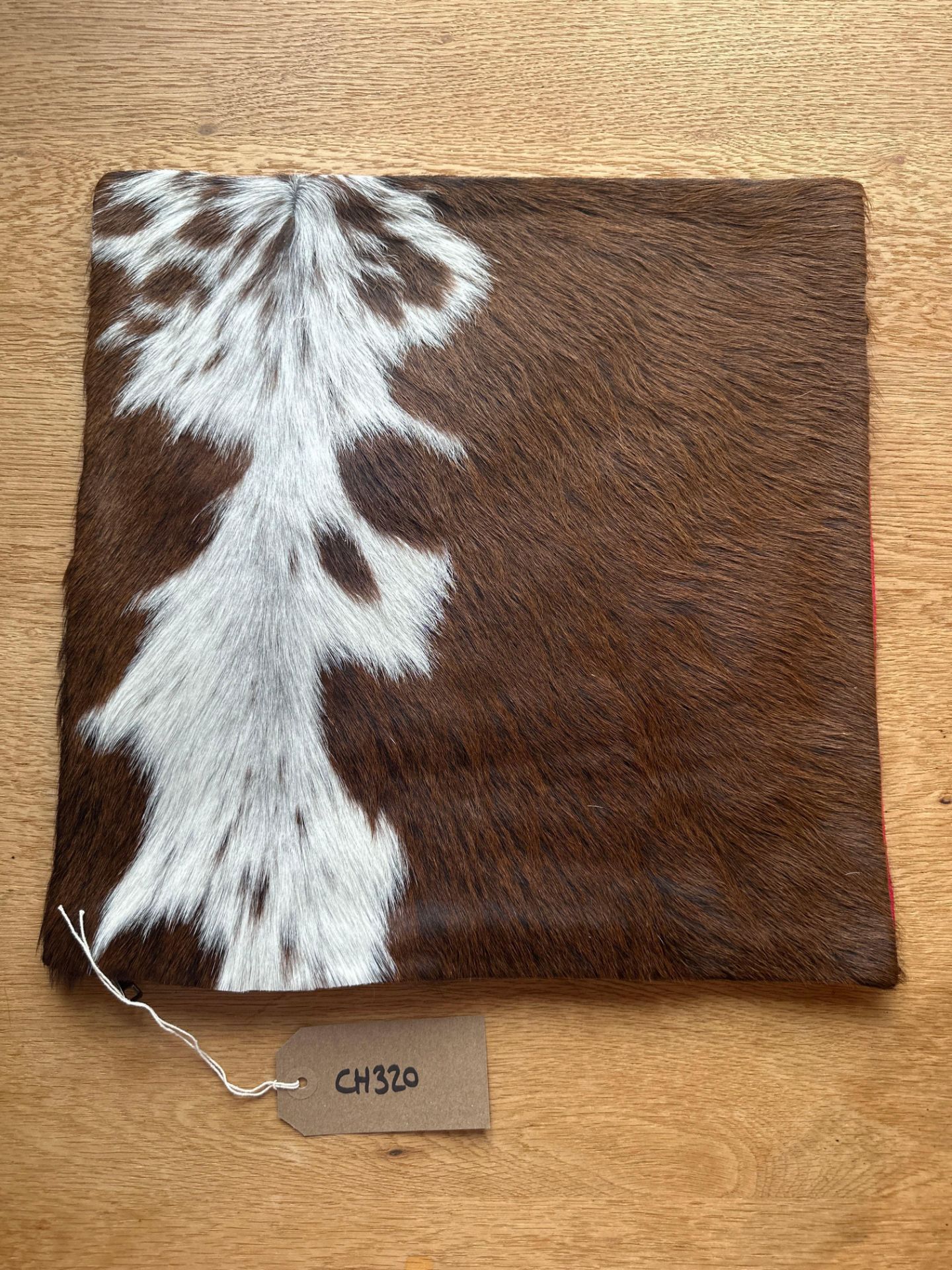 Cowhide Leather Cushion Cover 100% NaturalÂ Cowhide Leather Cushion Is Single-Sided And Rich In