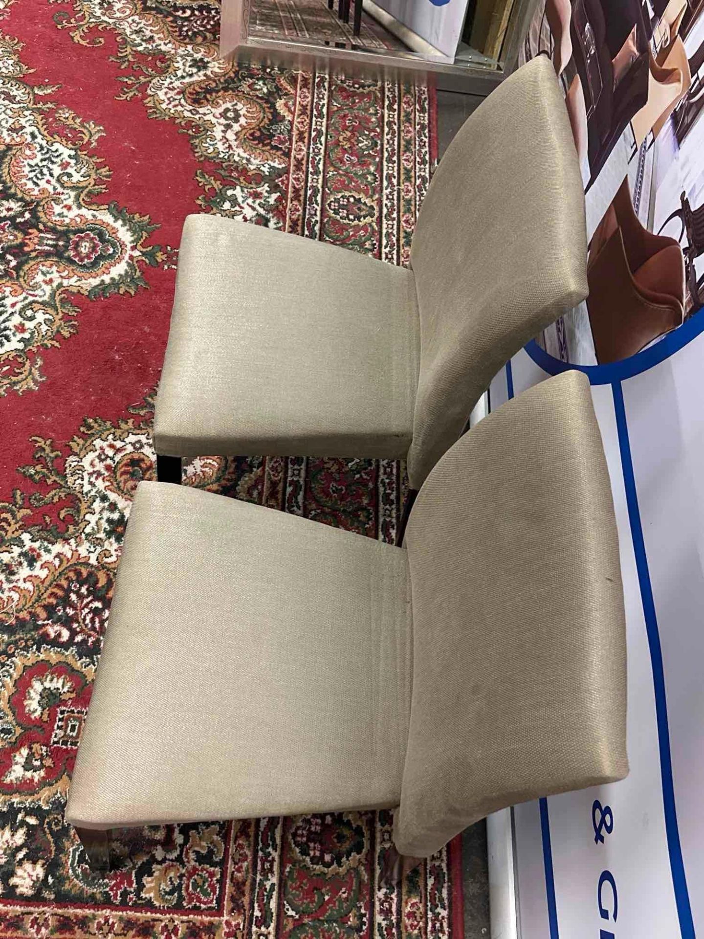 10 x Classic Style Upholstered Dining Chairs 48 x 48 x 86cm - Image 2 of 5
