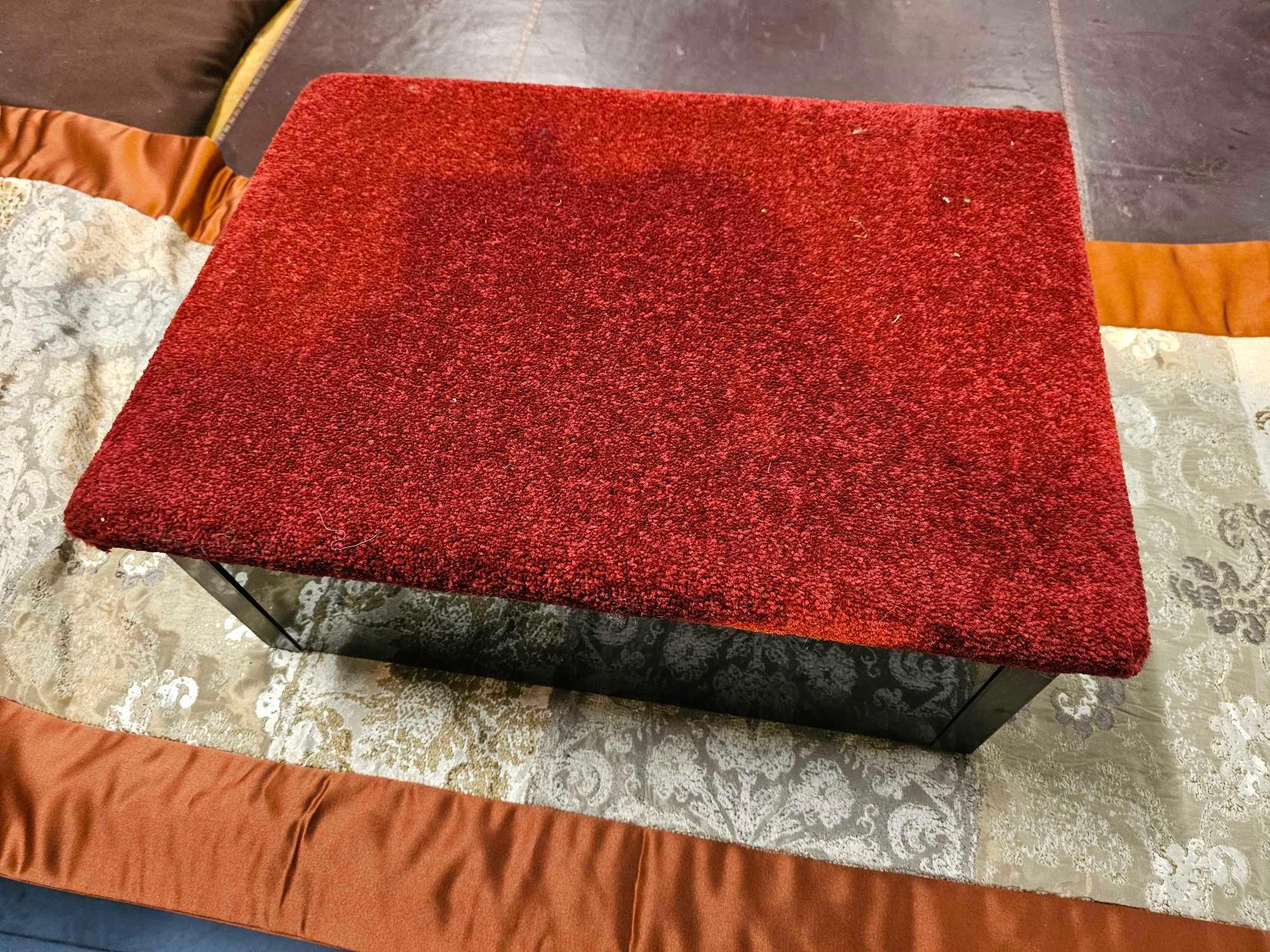 Foot Stool Black Base Red Carpet Top53 x 38 x 23 - Image 2 of 3