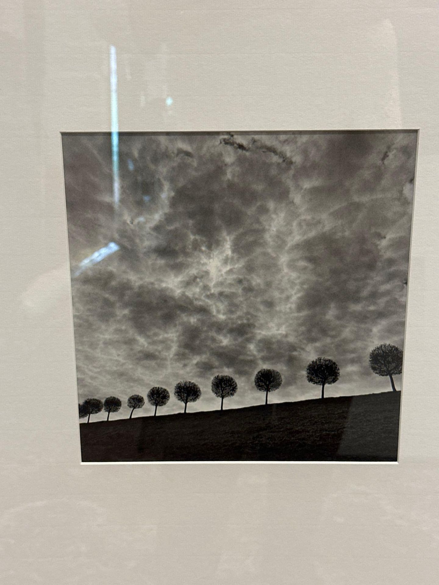 Framed Michael Kenna Landscape Monochrome Print Mounted In Glazed Black Oak Frame 64 x 86cm (CV37) - Image 2 of 2